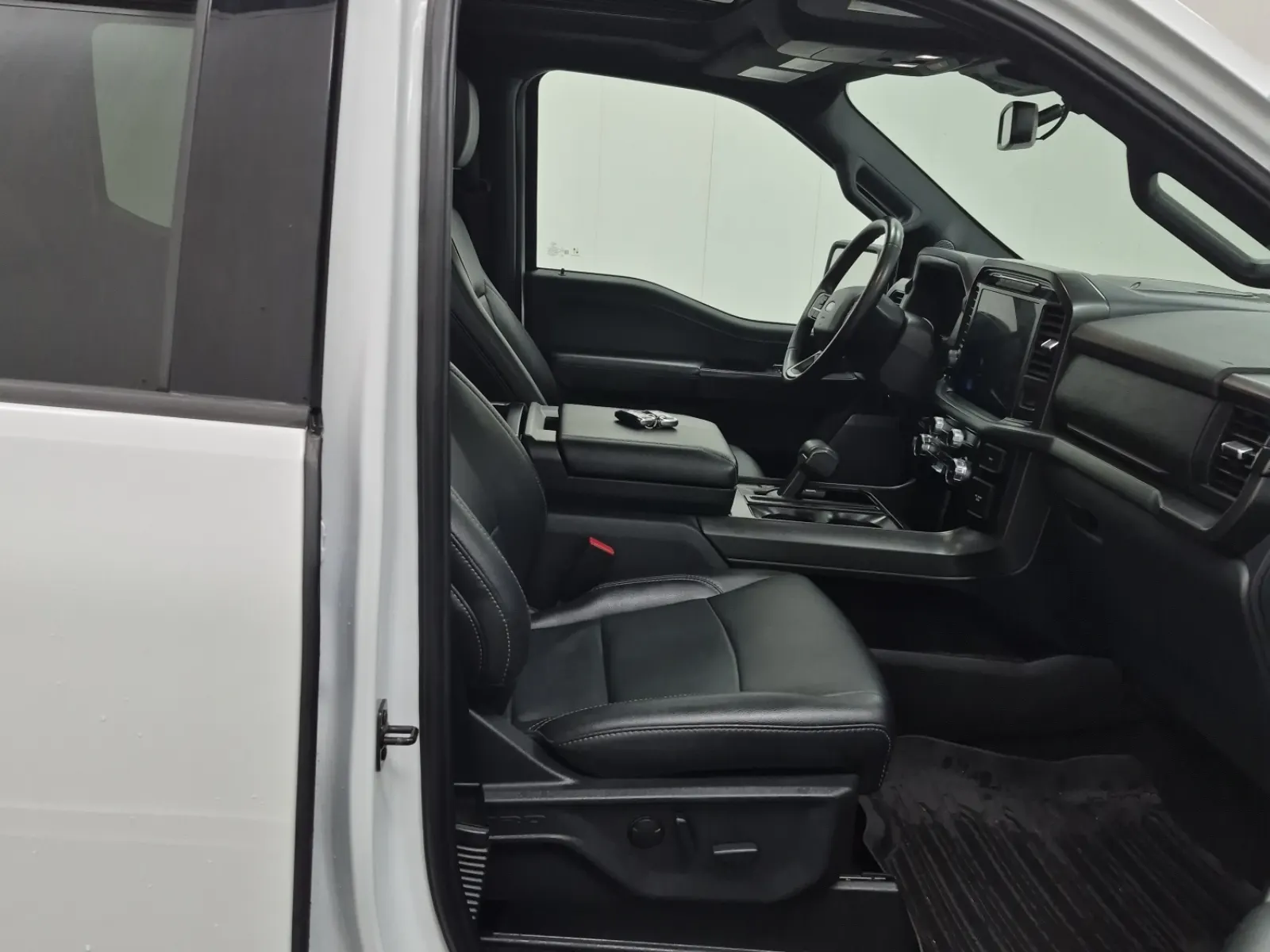Right Side Interior Photo