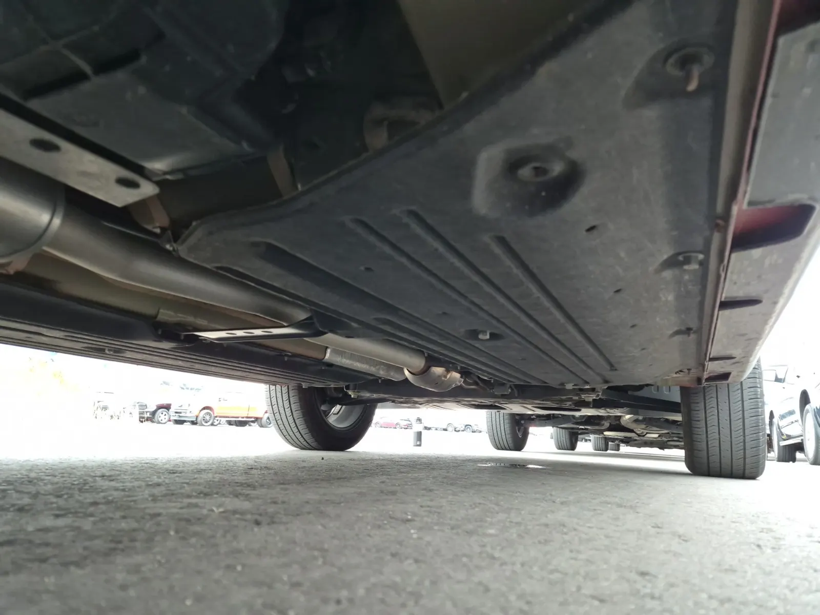 Undercarriage - Passenger Photo