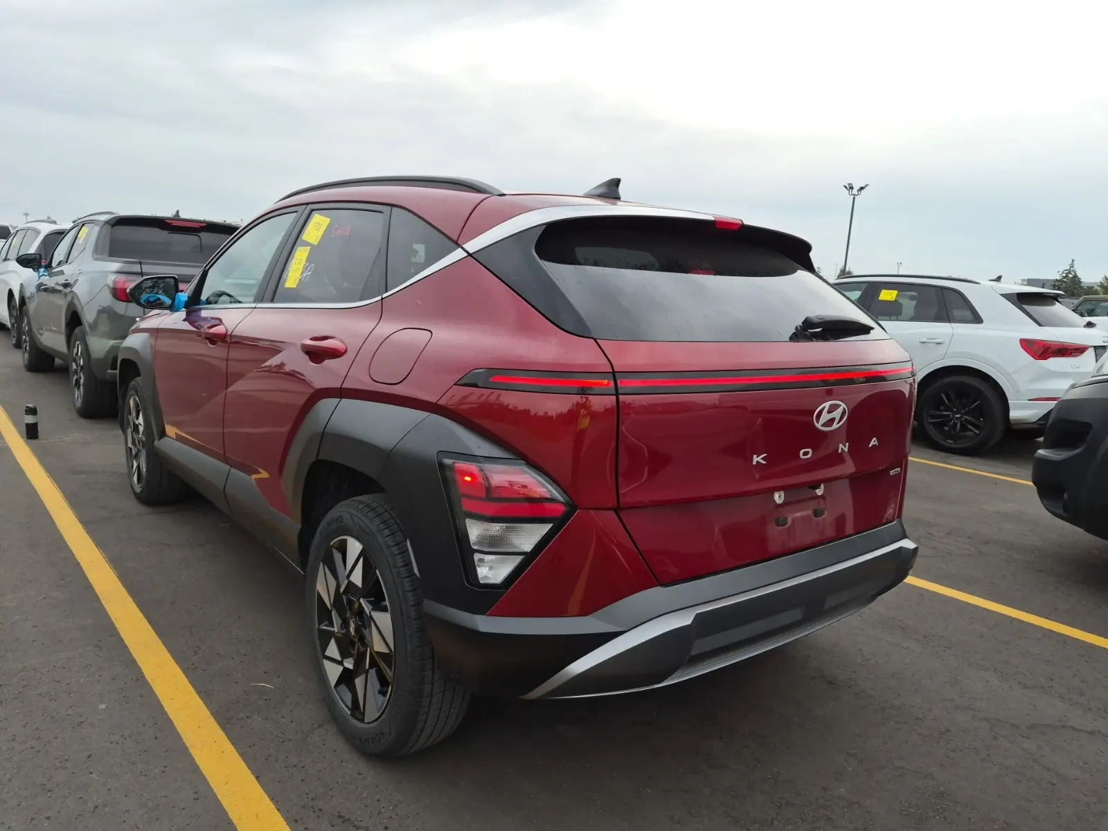 Driver Rear 3/4 Photo