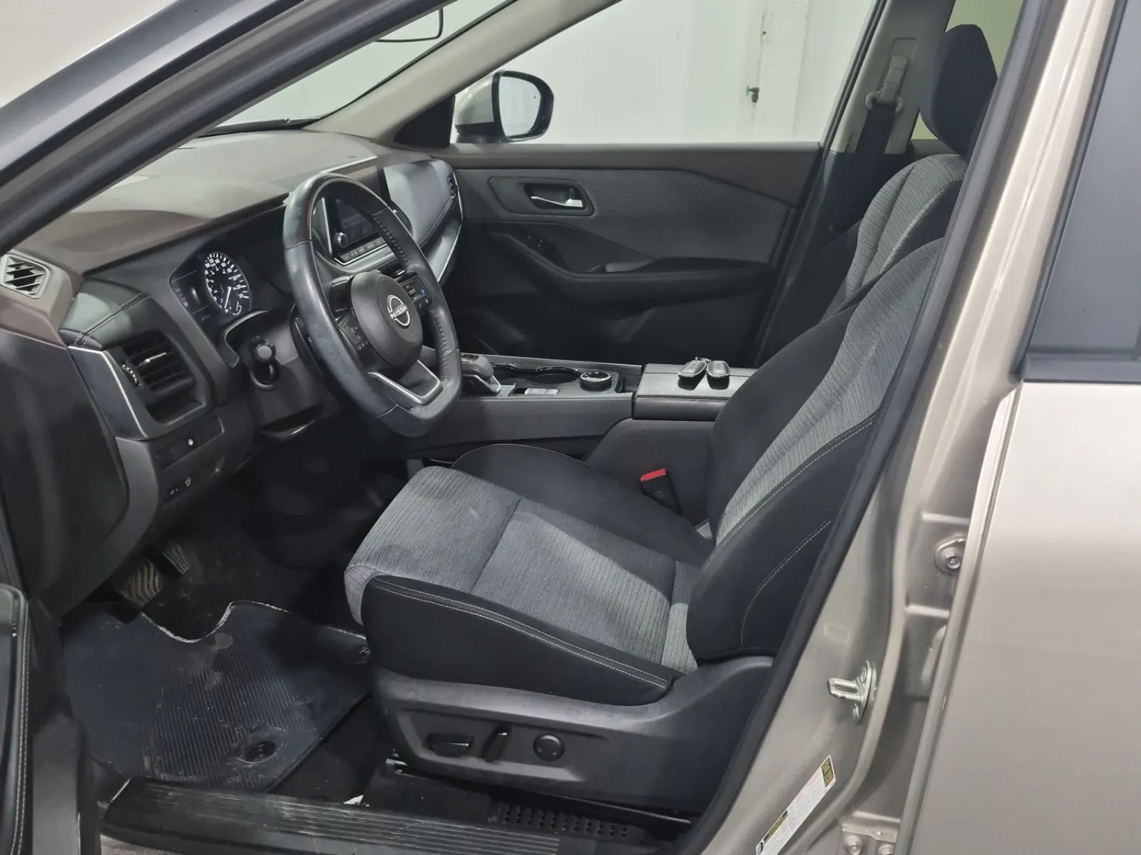 Front Interior Photo