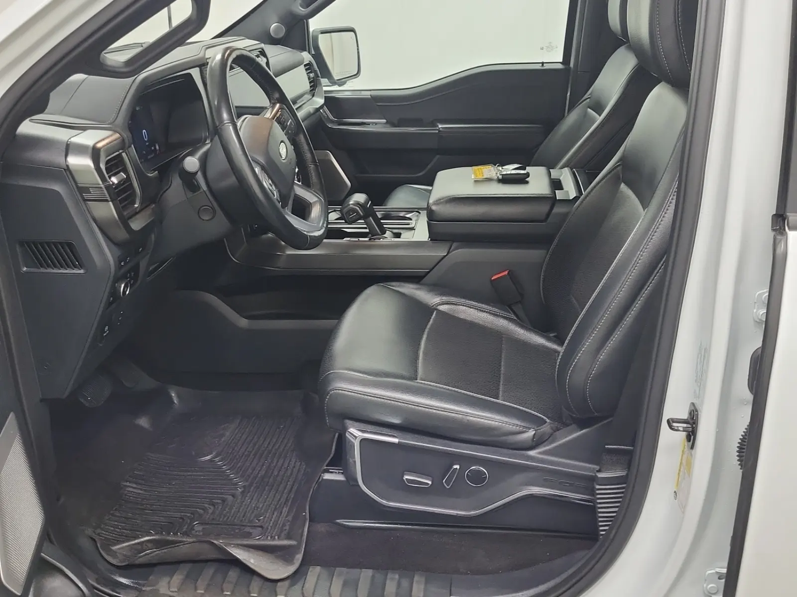 Front Interior Photo