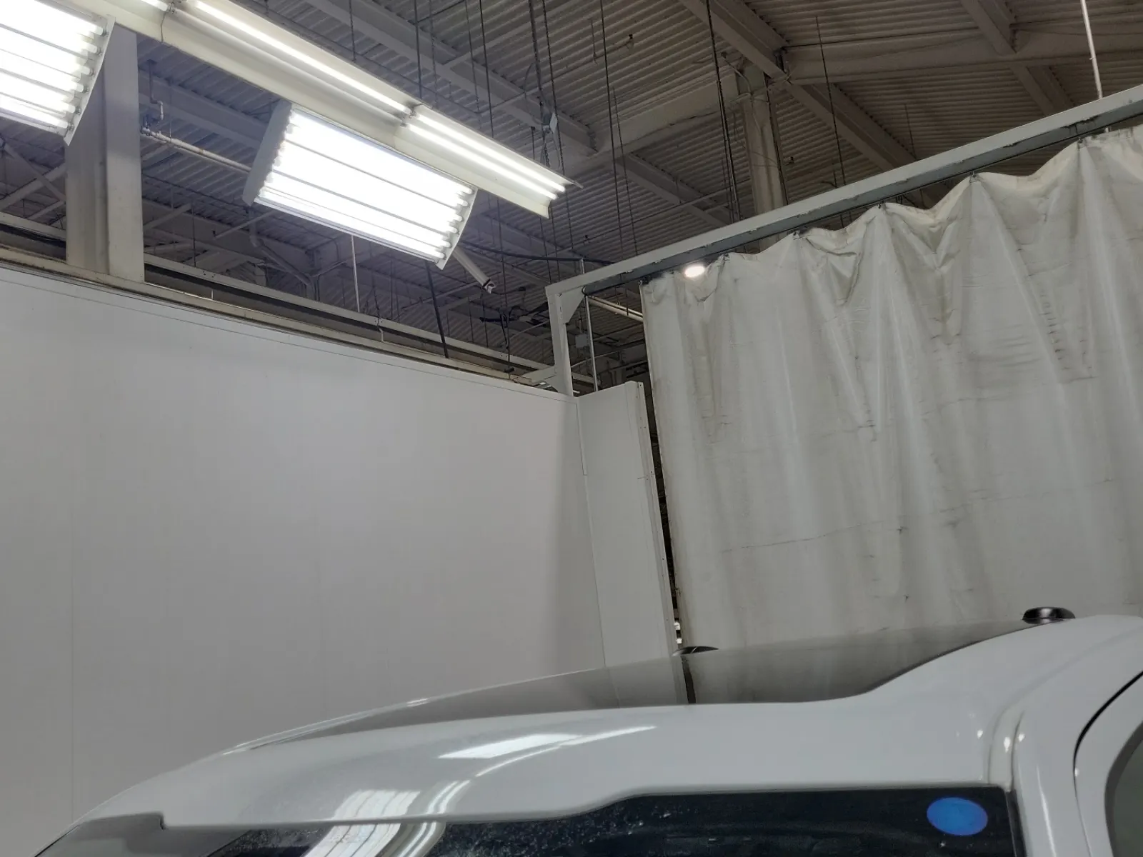 Exterior Roof Photo