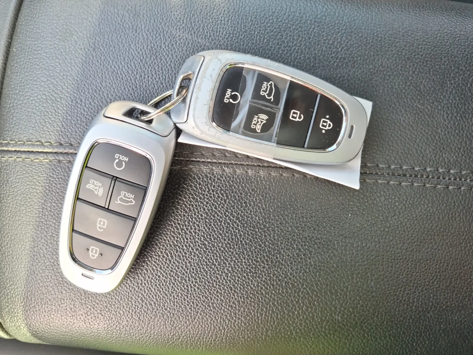 Keys/Fobs/Manual Photo