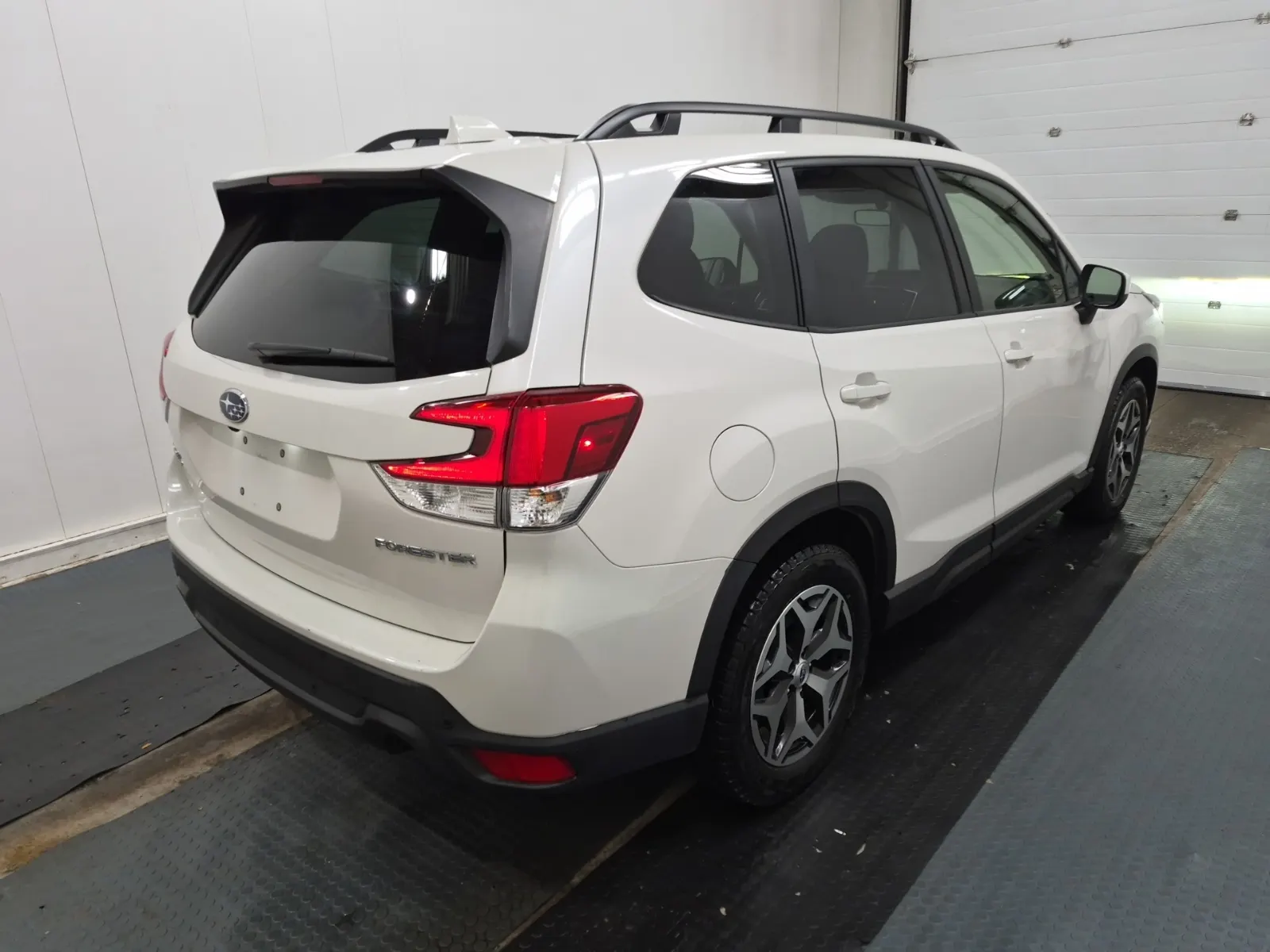 Passenger Rear 3/4 Photo