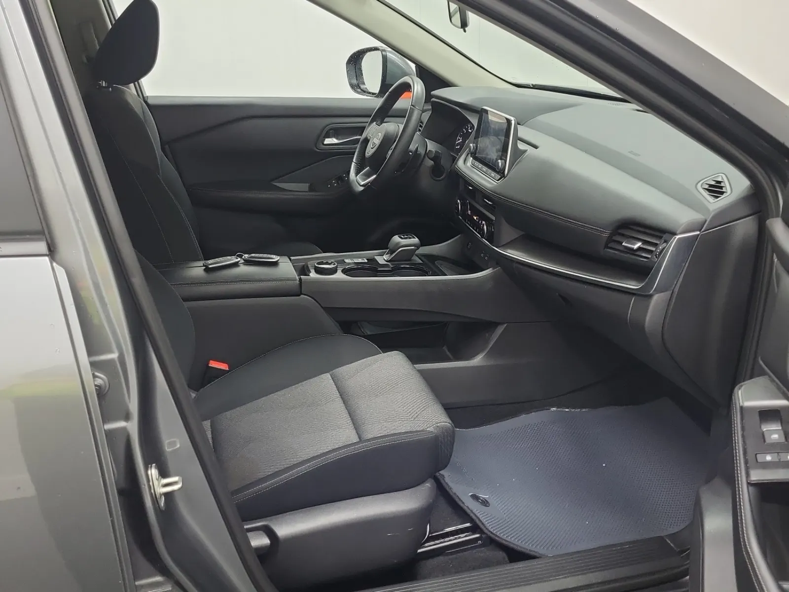 Right Side Interior Photo