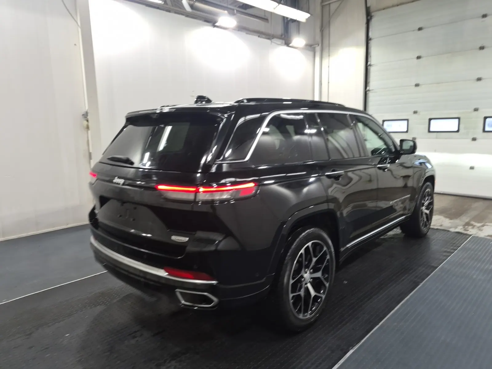 Passenger Rear 3/4 Photo