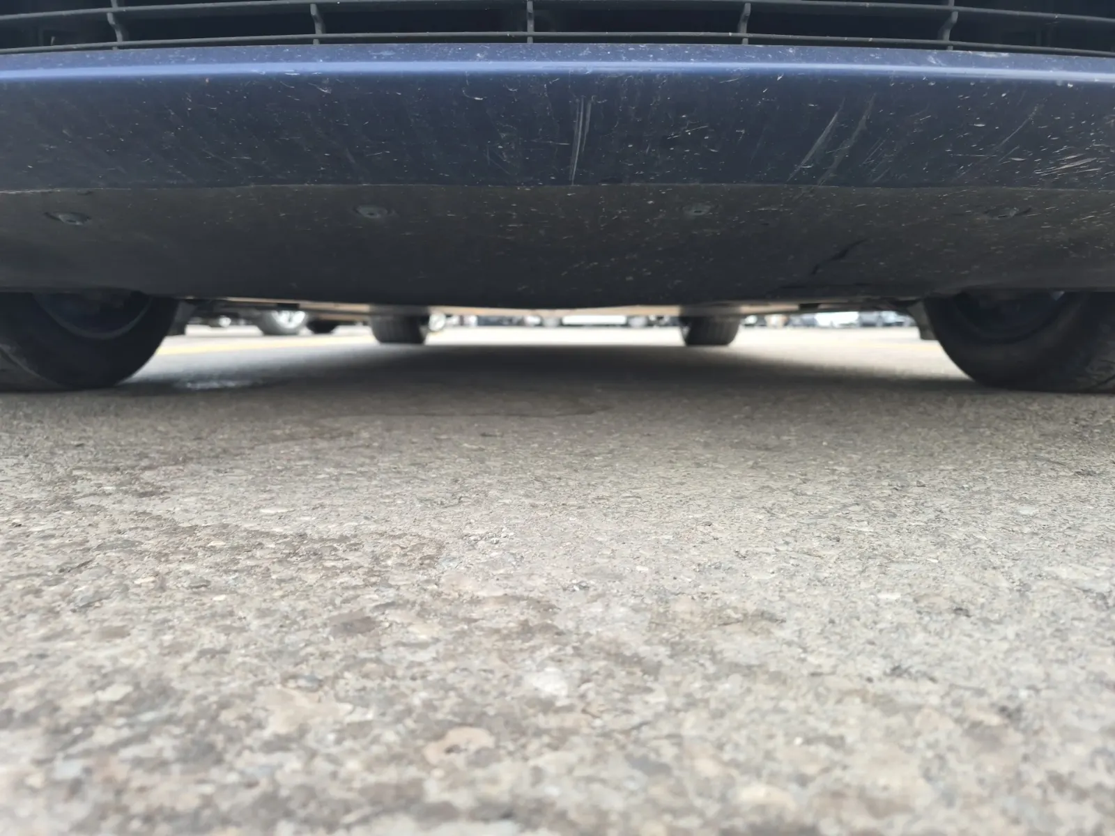 Undercarriage - Front Photo