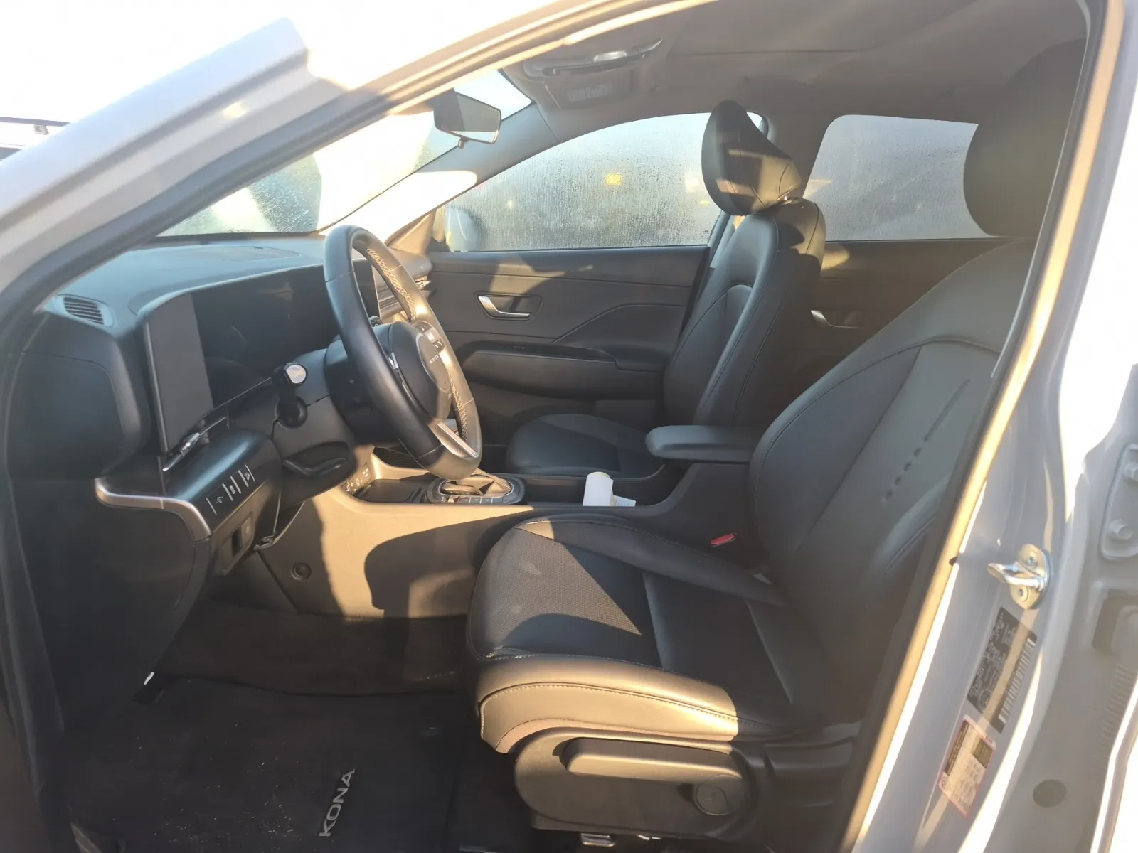 Front Interior Photo