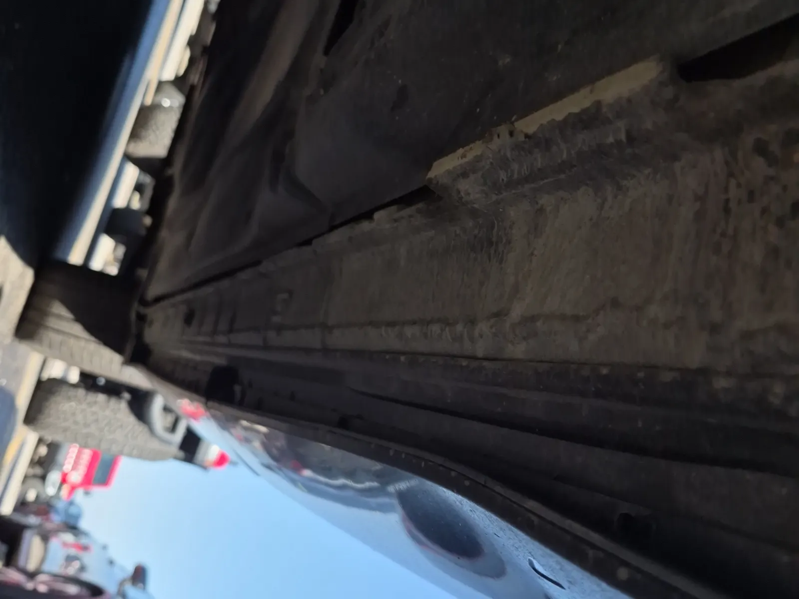Undercarriage - Passenger Photo