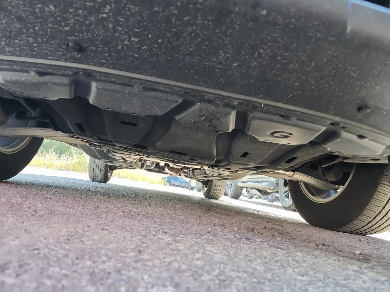 Undercarriage - Front Photo
