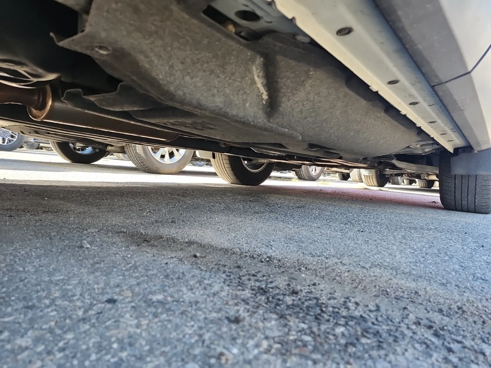 Undercarriage - Passenger Photo