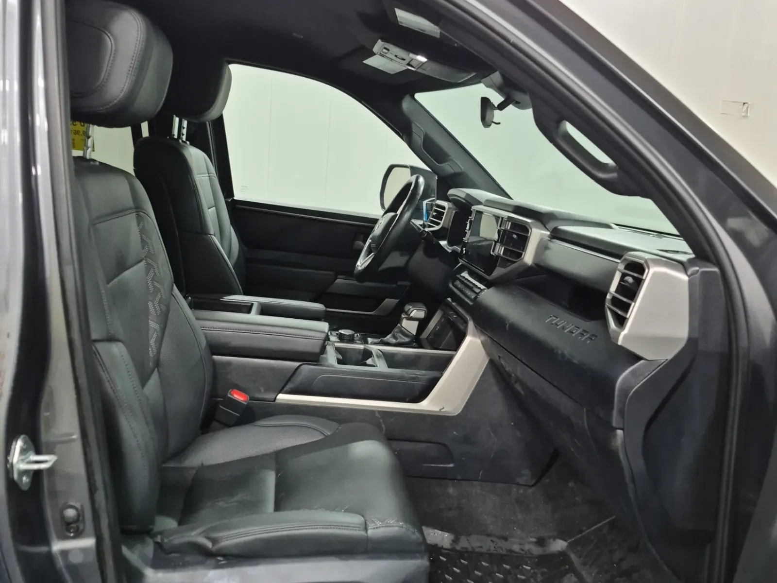 Right Side Interior Photo