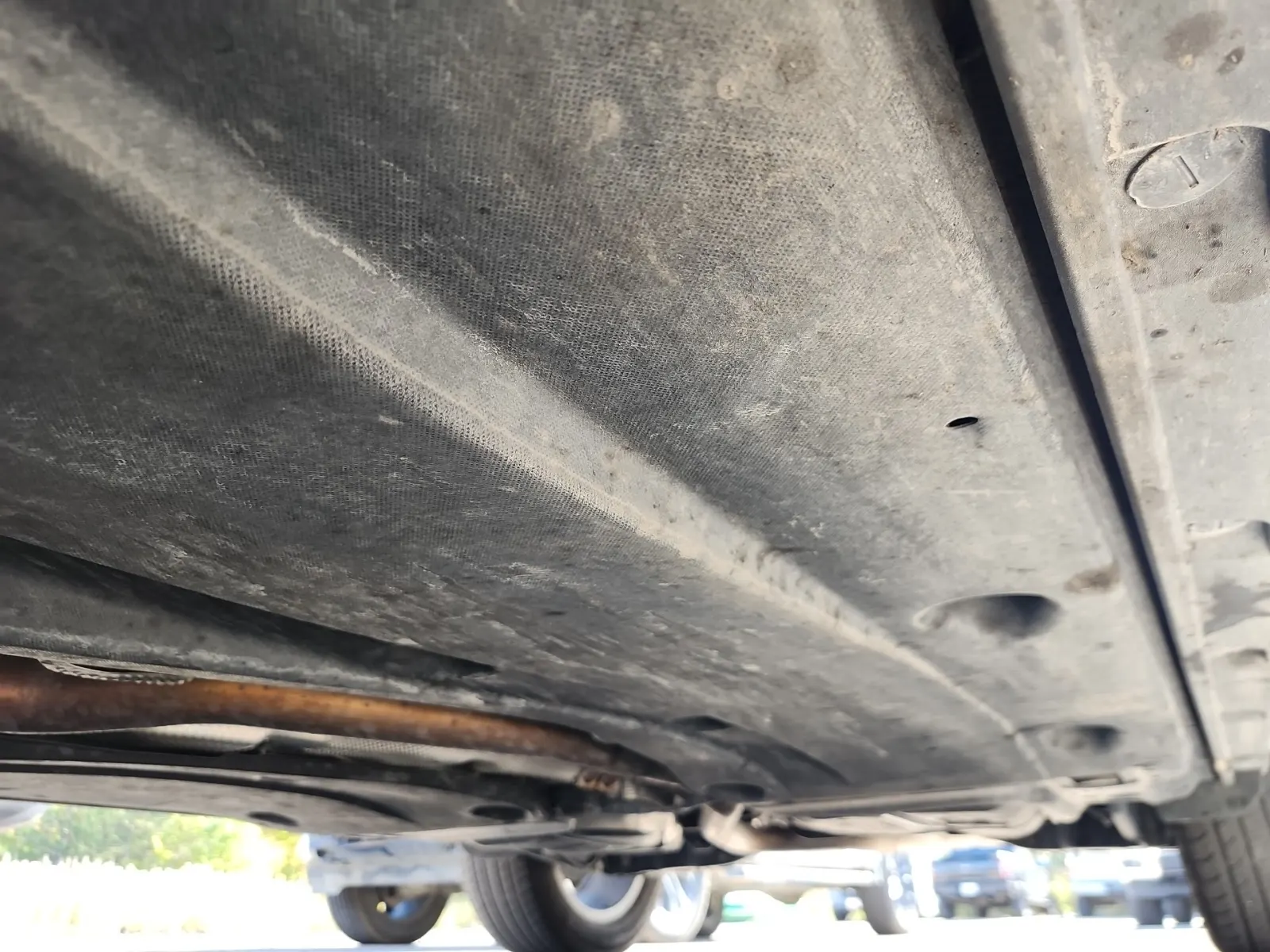 Undercarriage - Driver Photo