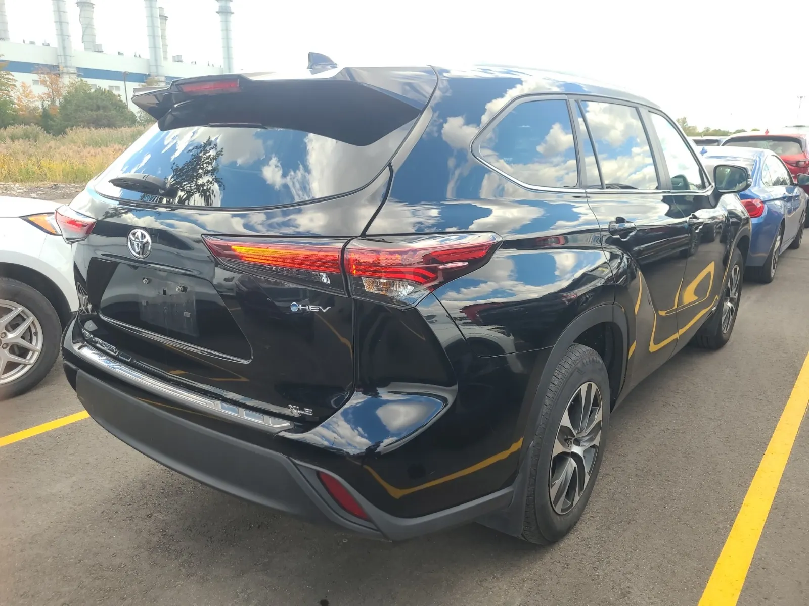 Passenger Rear 3/4 Photo