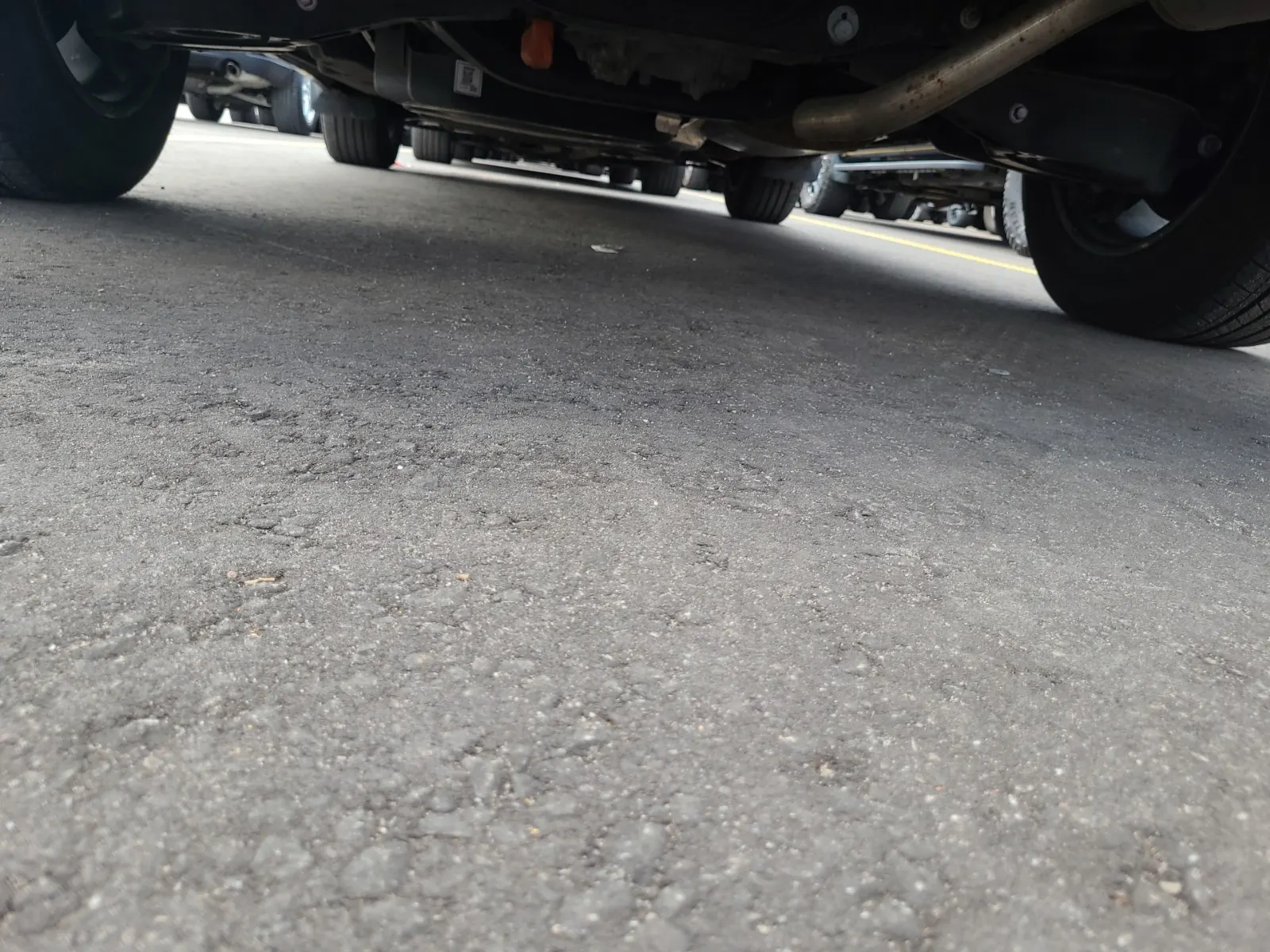 Undercarriage - Rear Photo