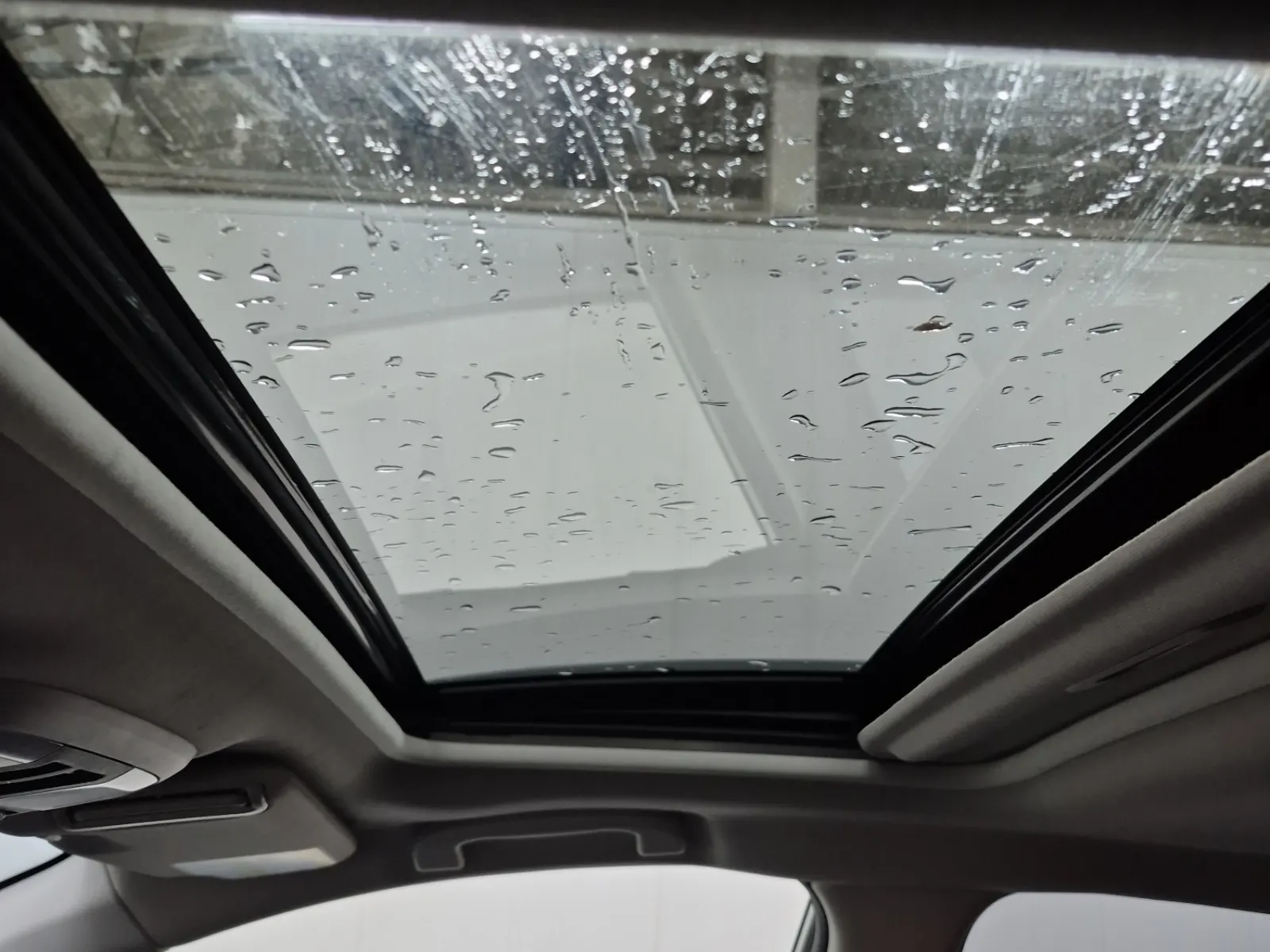 Interior Roof Photo
