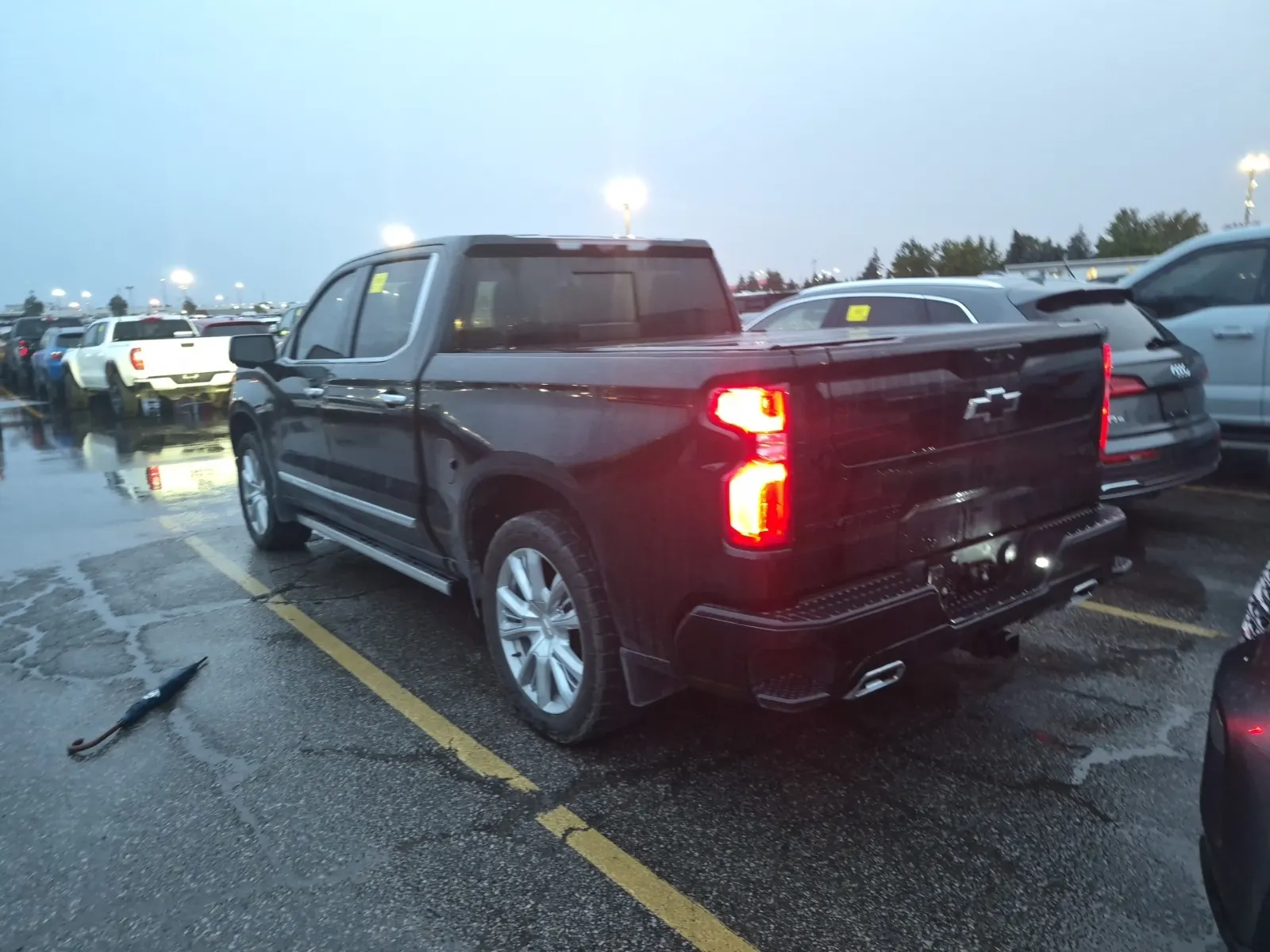 Driver Rear 3/4 Photo