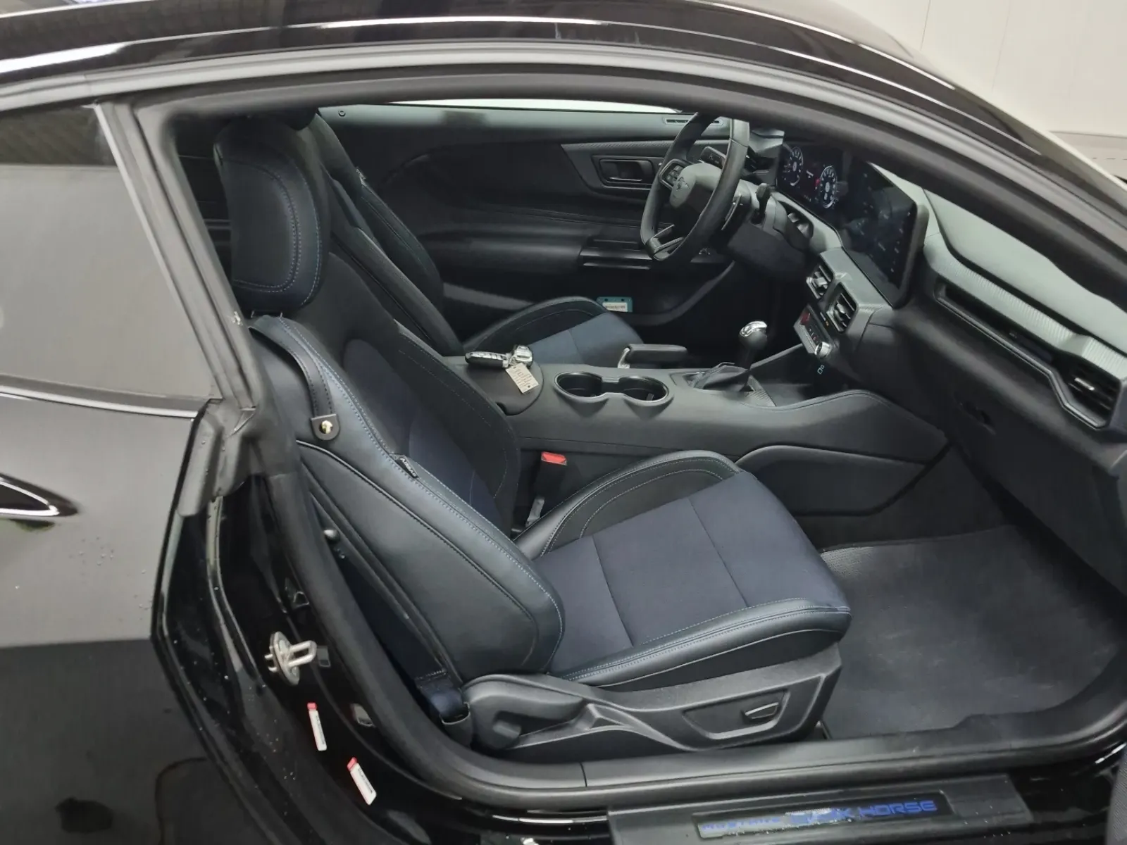 Right Side Interior Photo