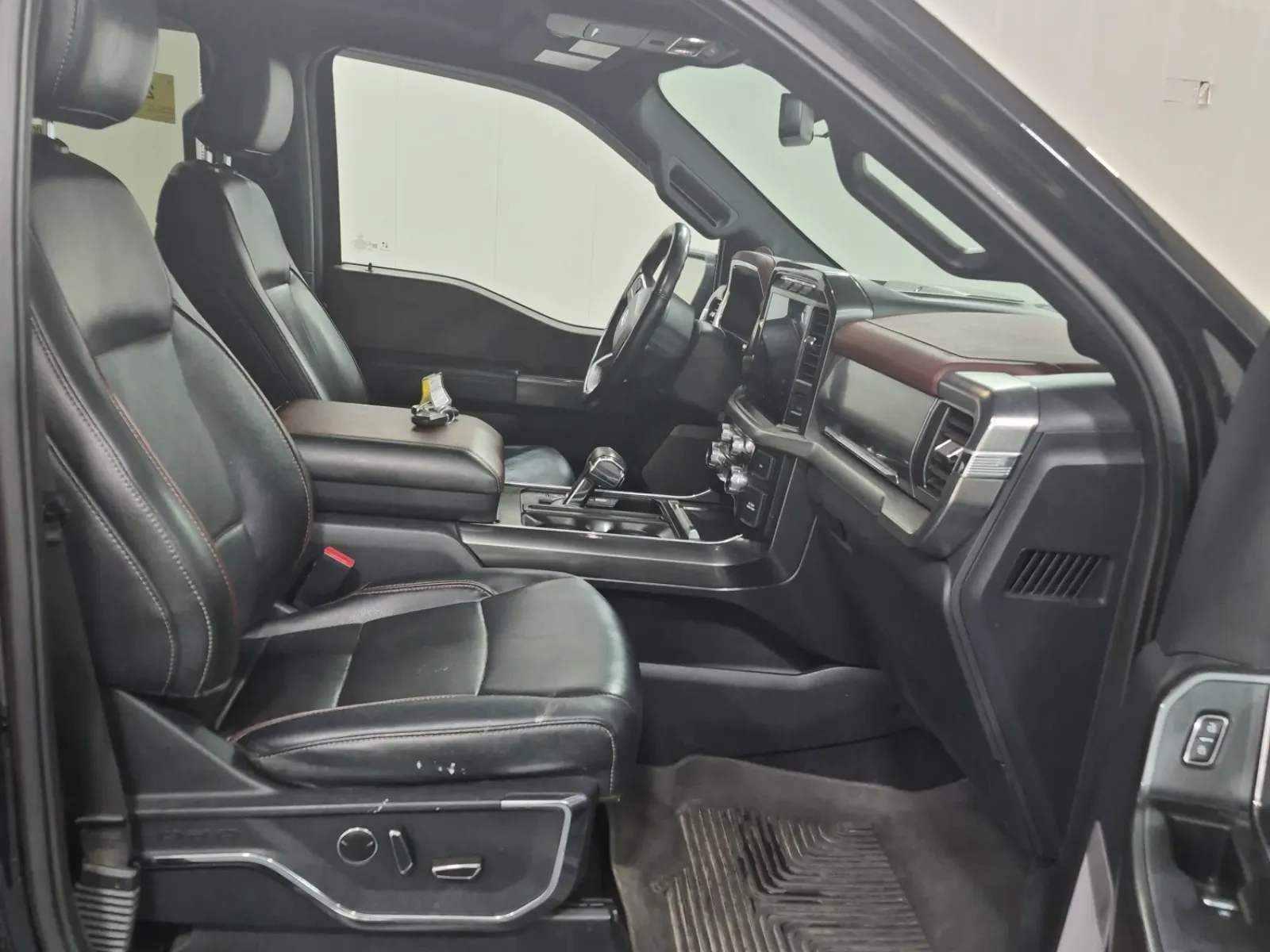 Right Side Interior Photo