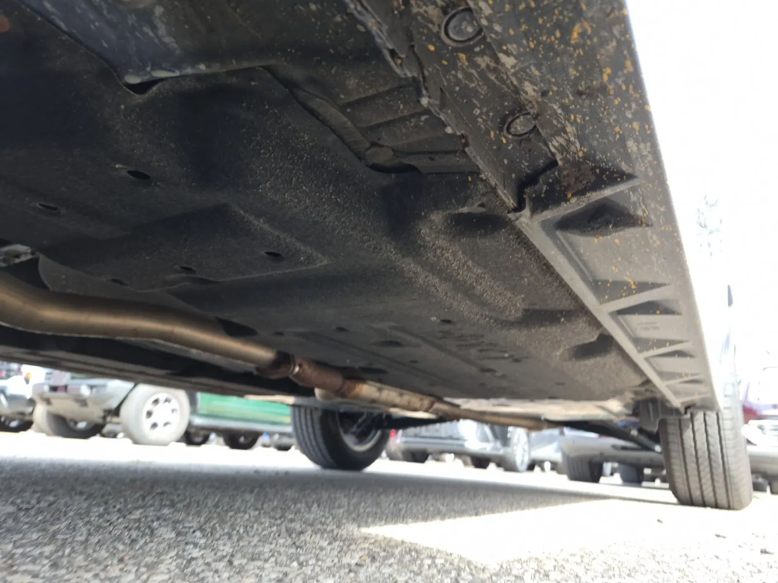 Undercarriage - Driver Photo