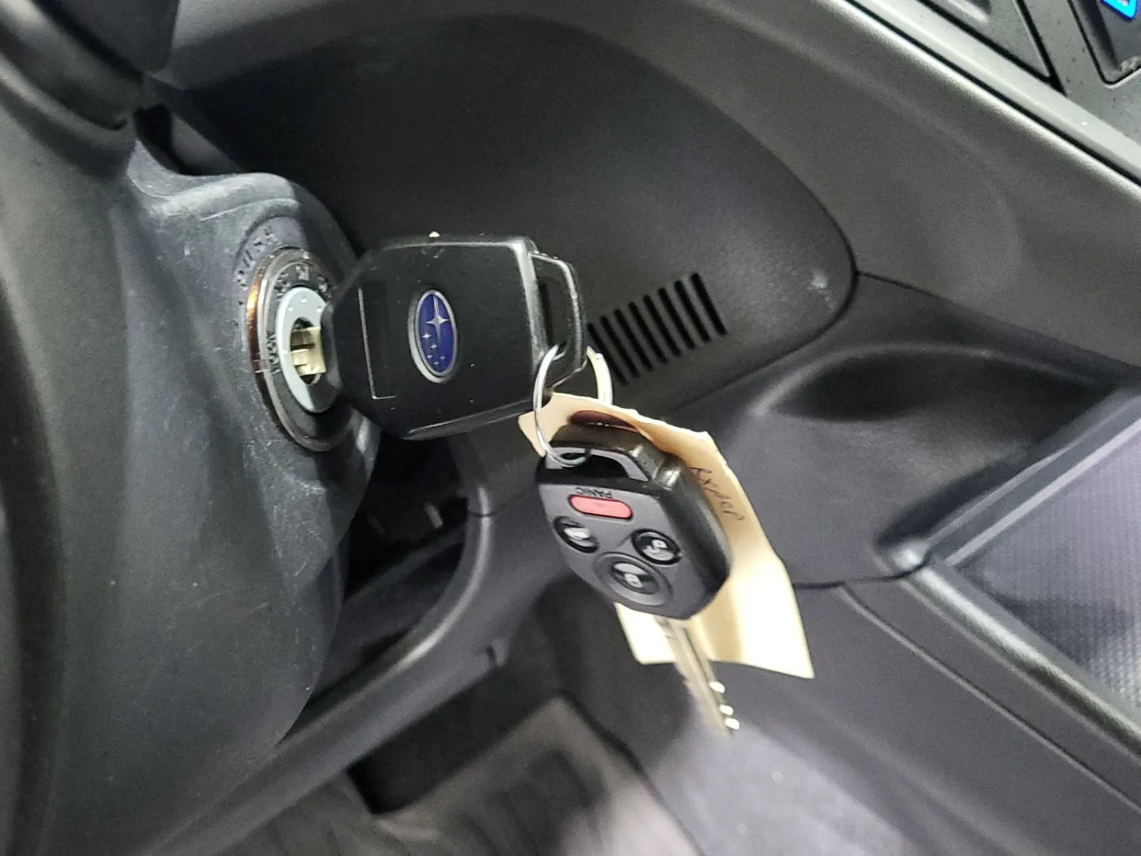 Keys/Fobs/Manual Photo