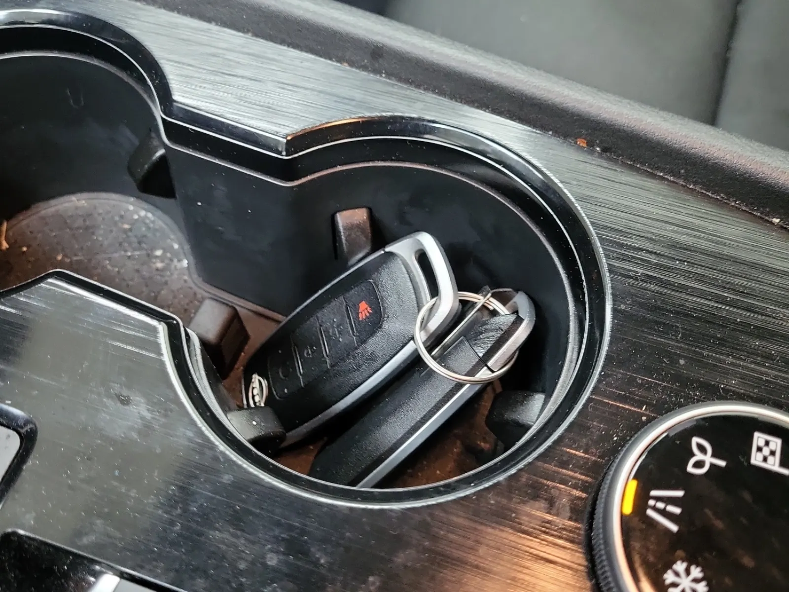Keys/Fobs/Manual Photo