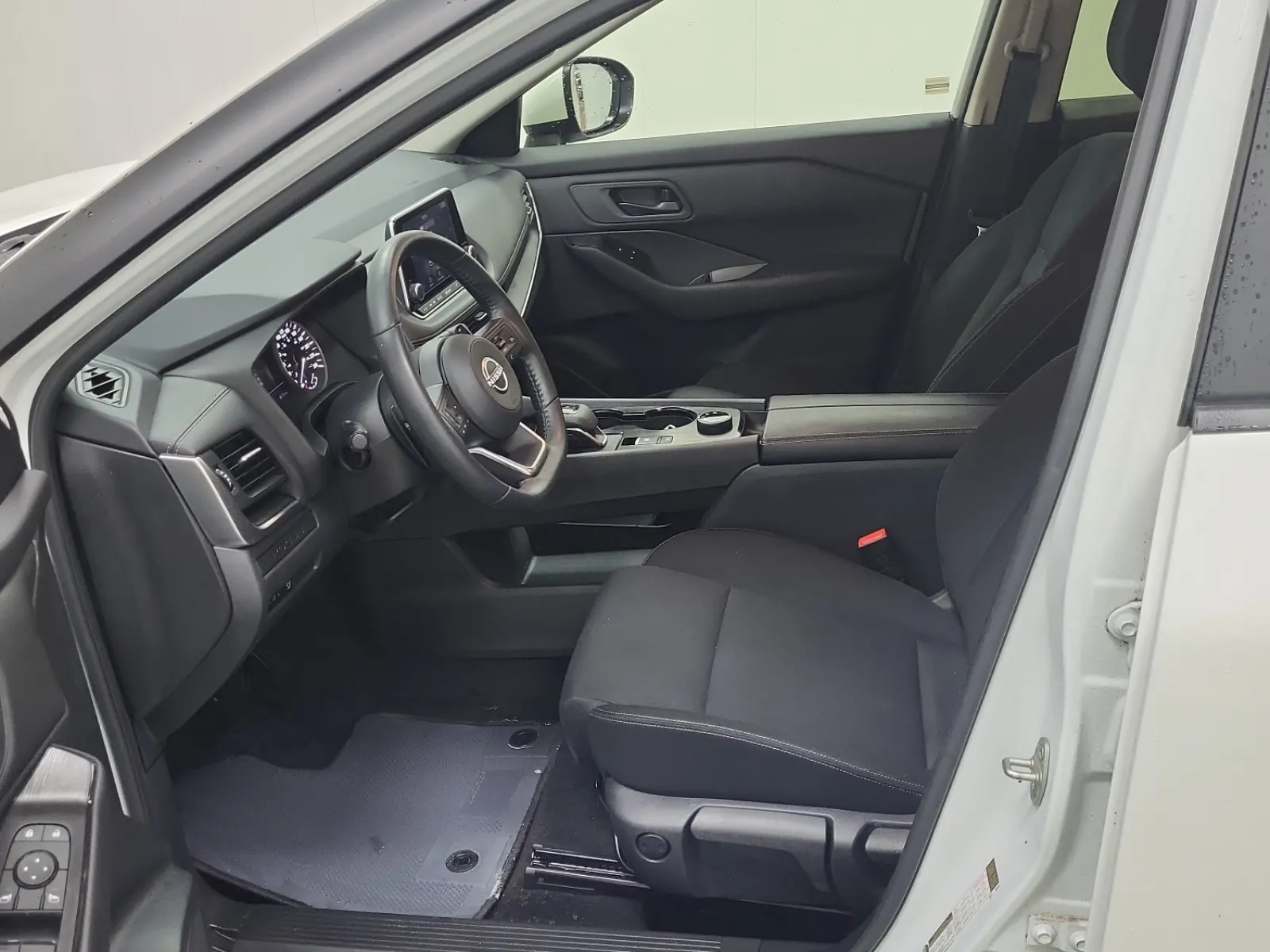 Front Interior Photo