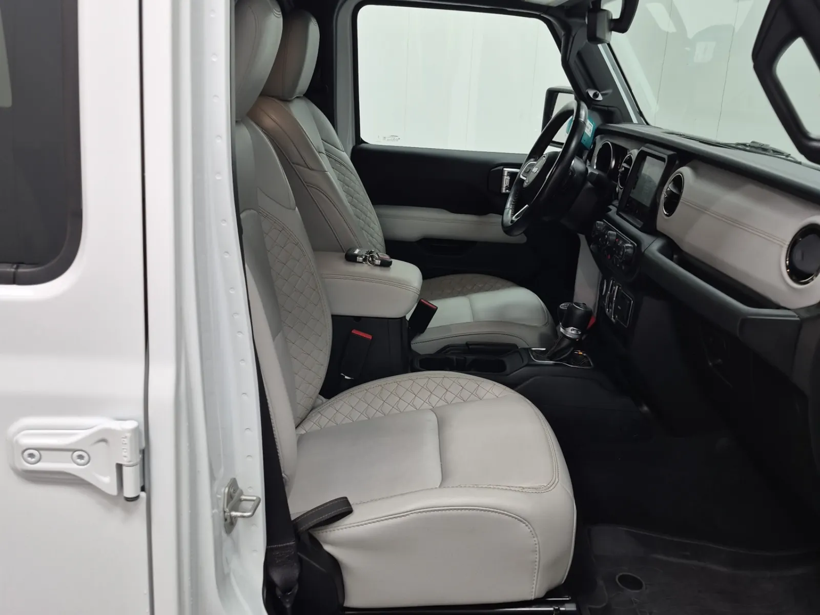 Right Side Interior Photo