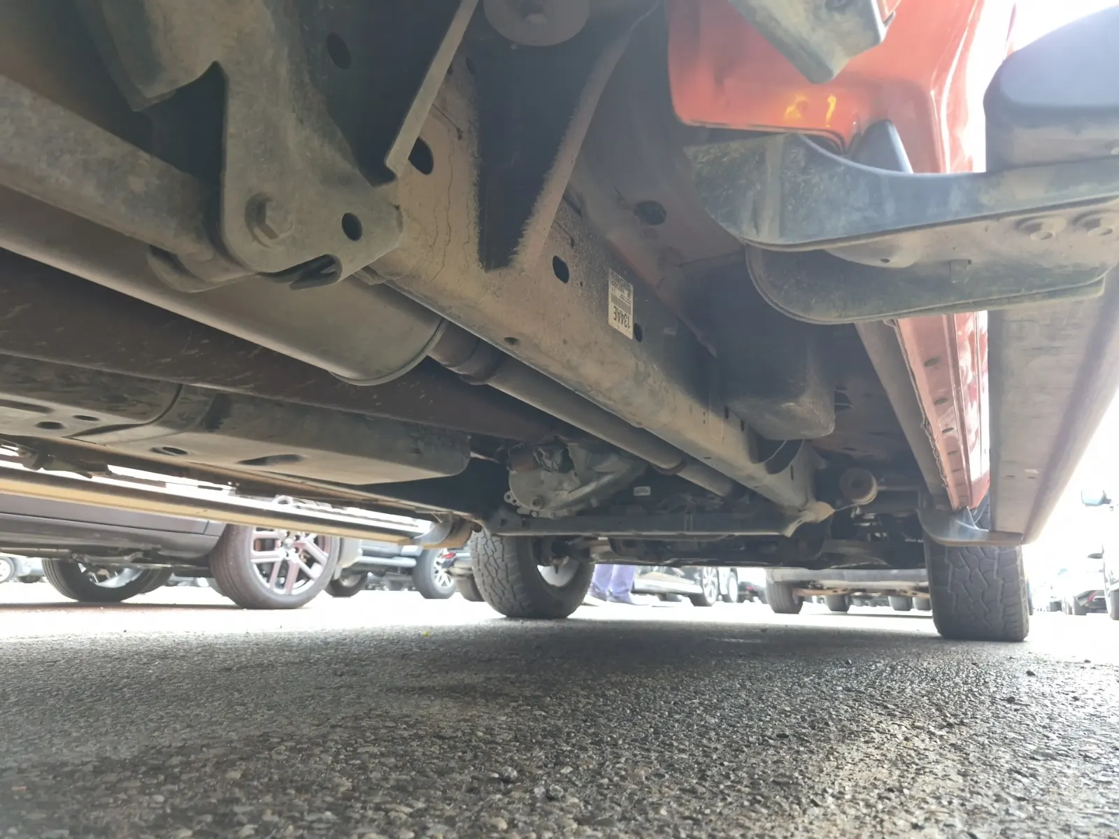Undercarriage - Passenger Photo