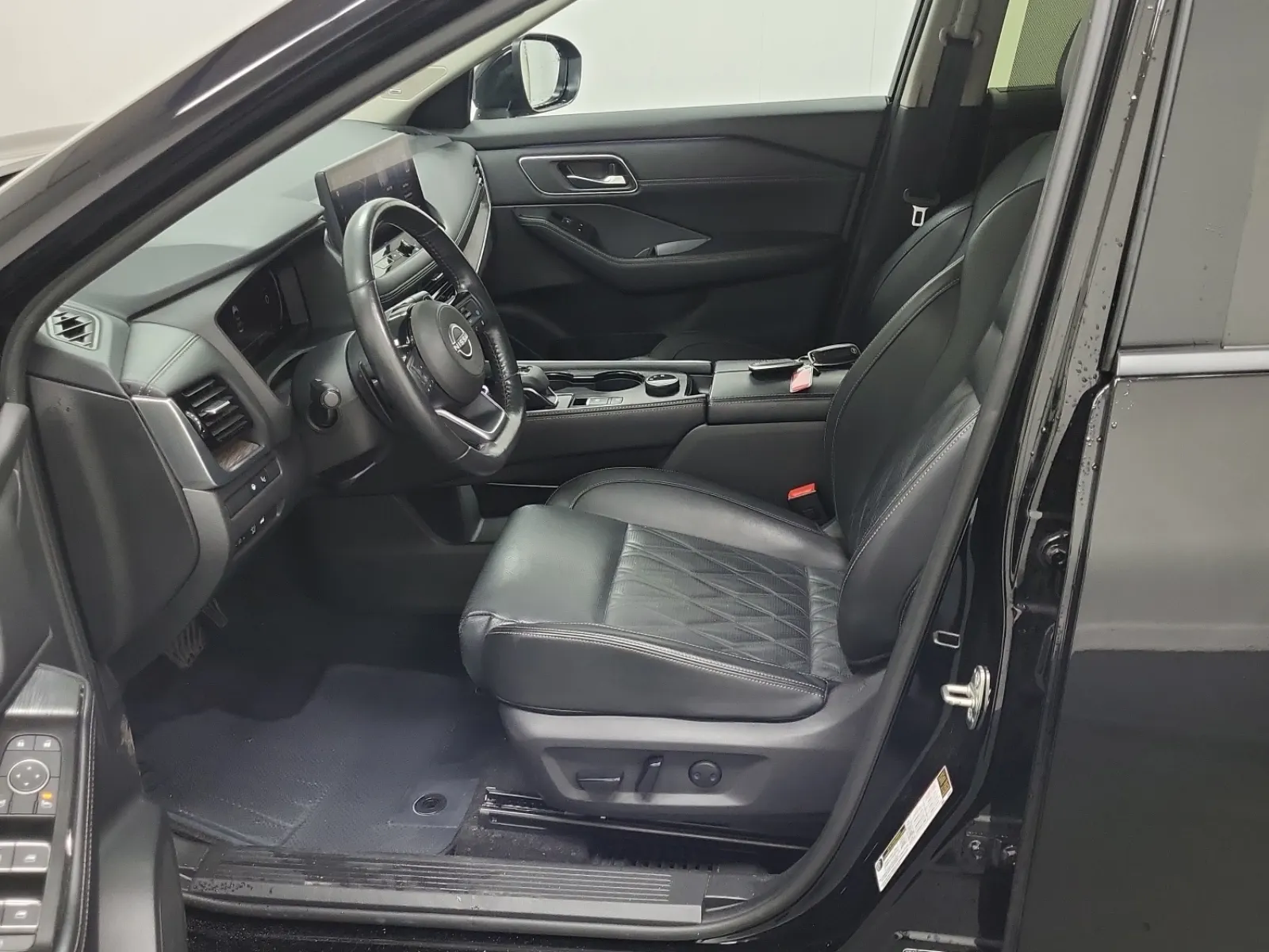 Front Interior Photo