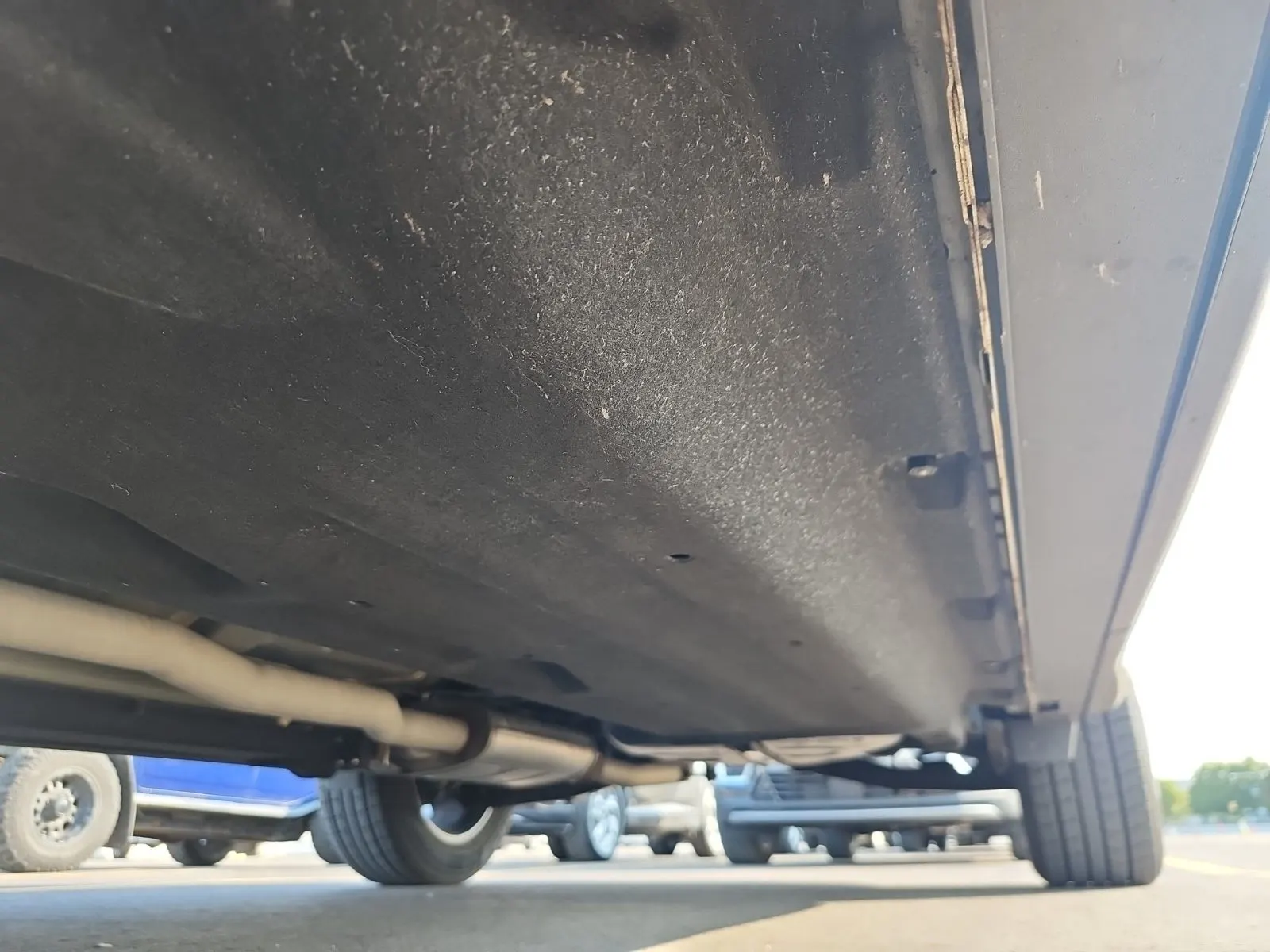 Undercarriage - Driver Photo