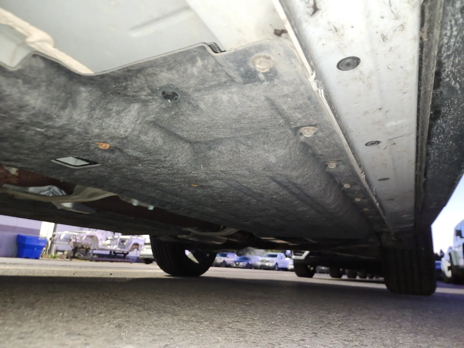 Undercarriage - Driver Photo