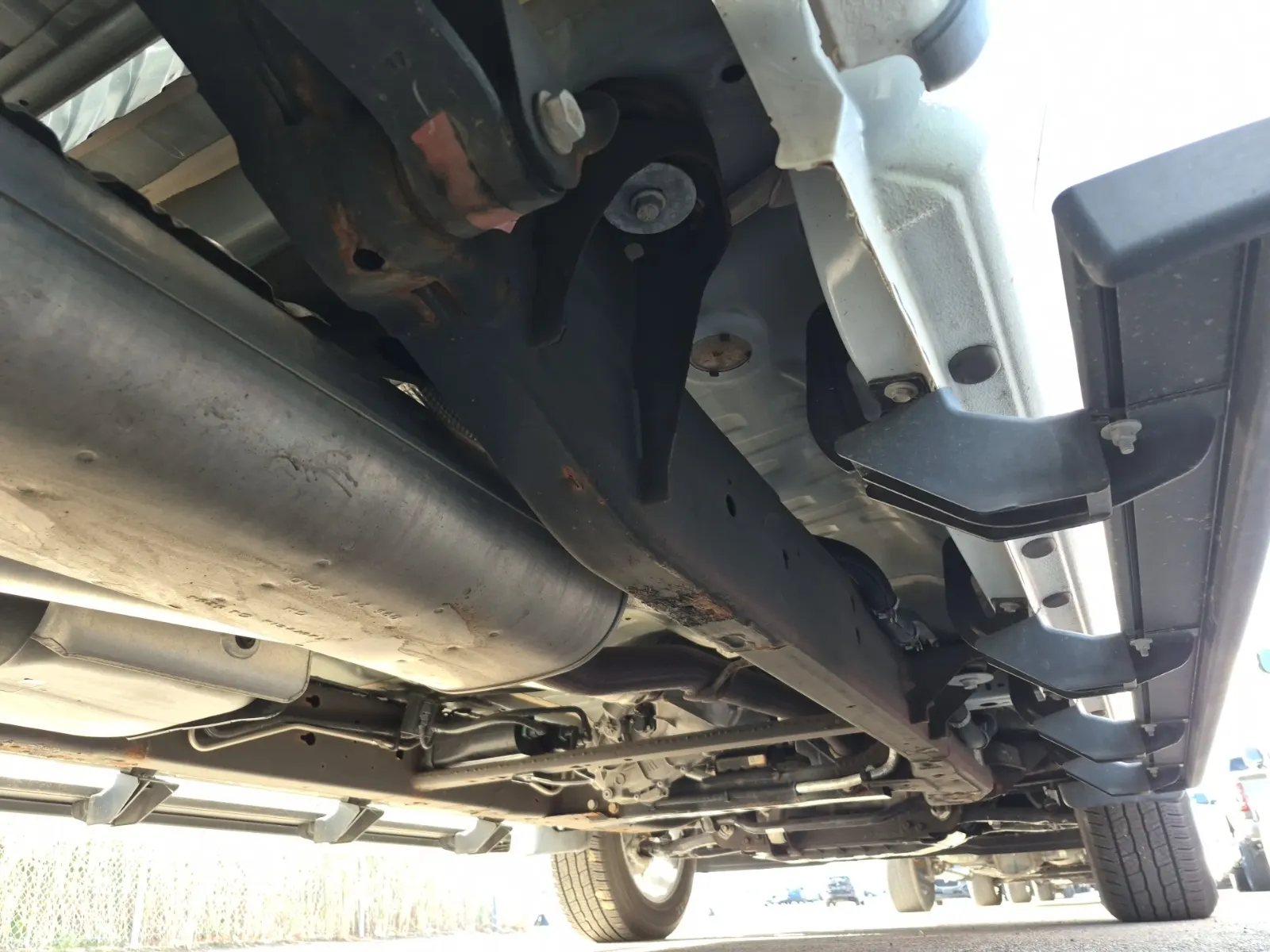 Undercarriage - Passenger Photo