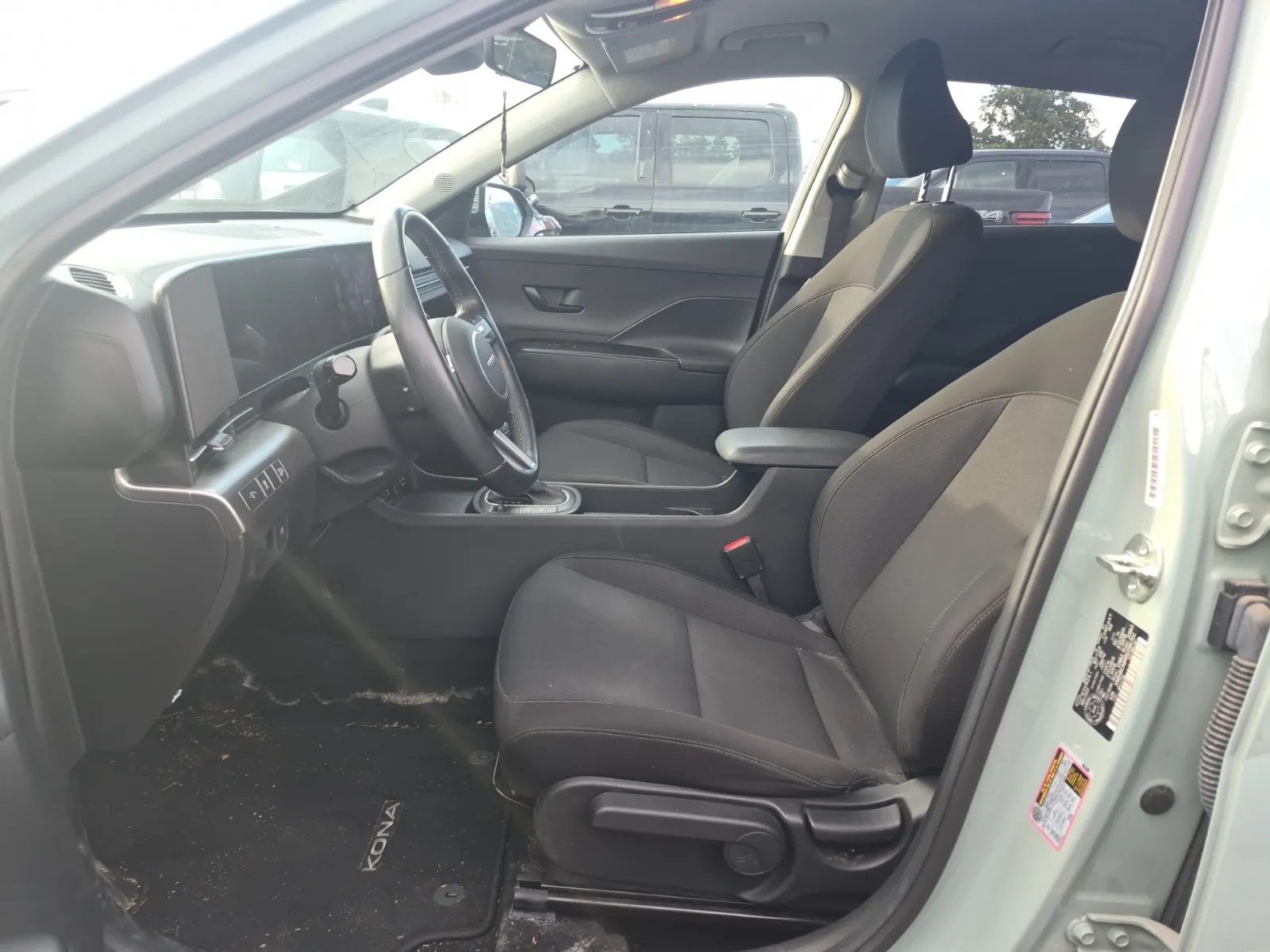 Front Interior Photo
