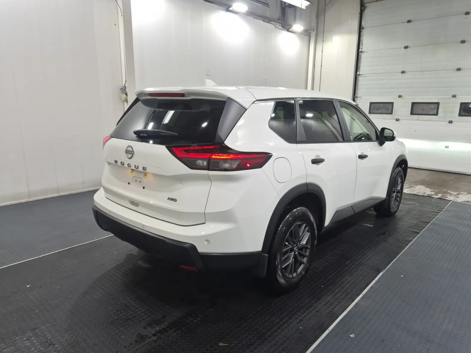 Passenger Rear 3/4 Photo