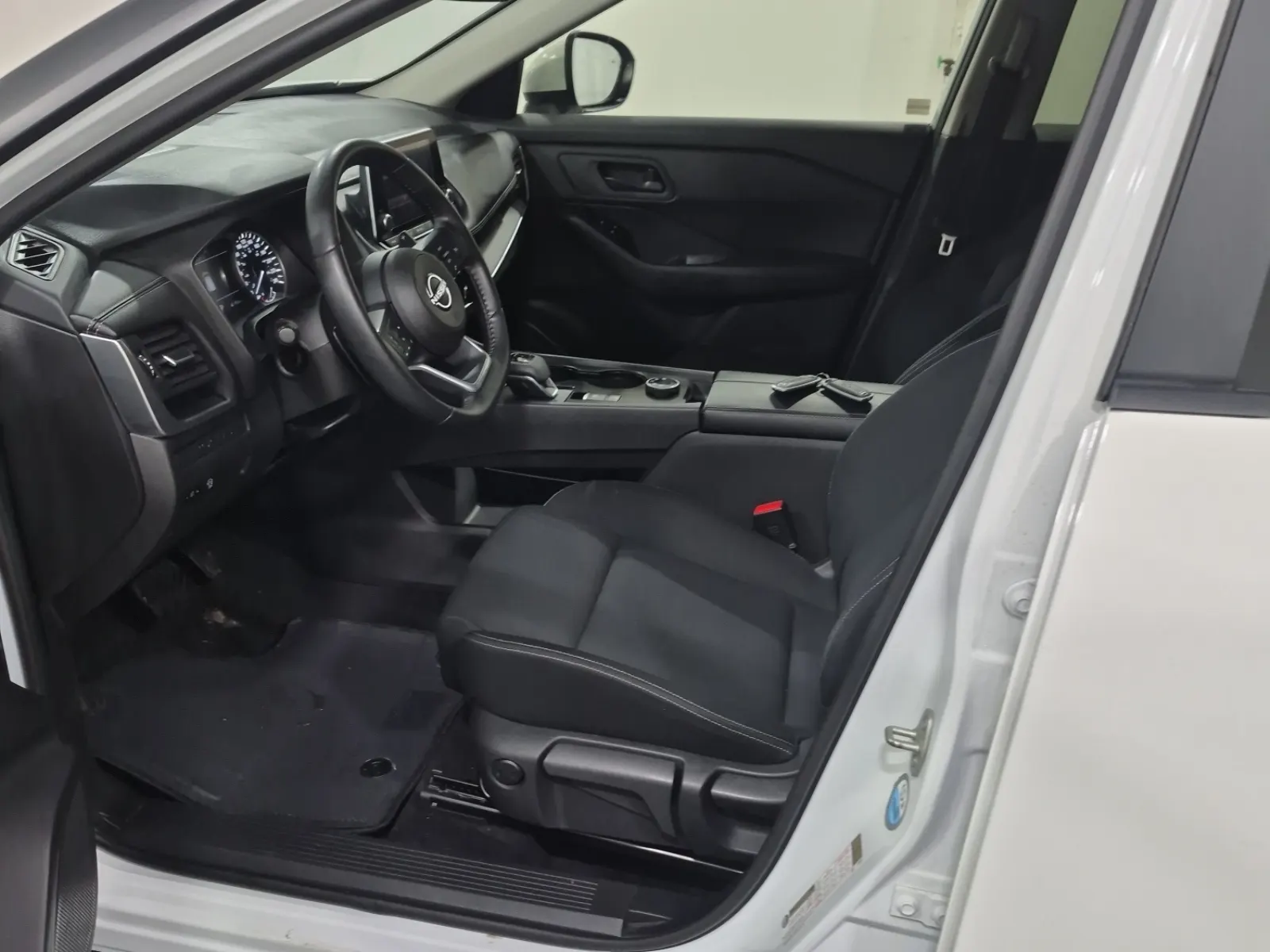 Front Interior Photo
