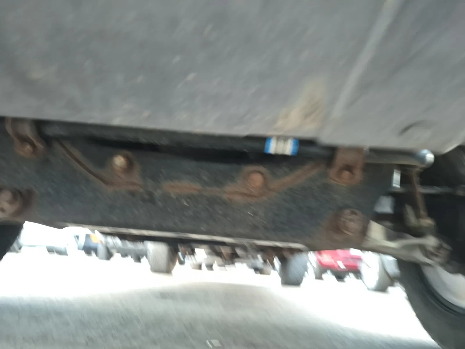 Undercarriage - Front Photo