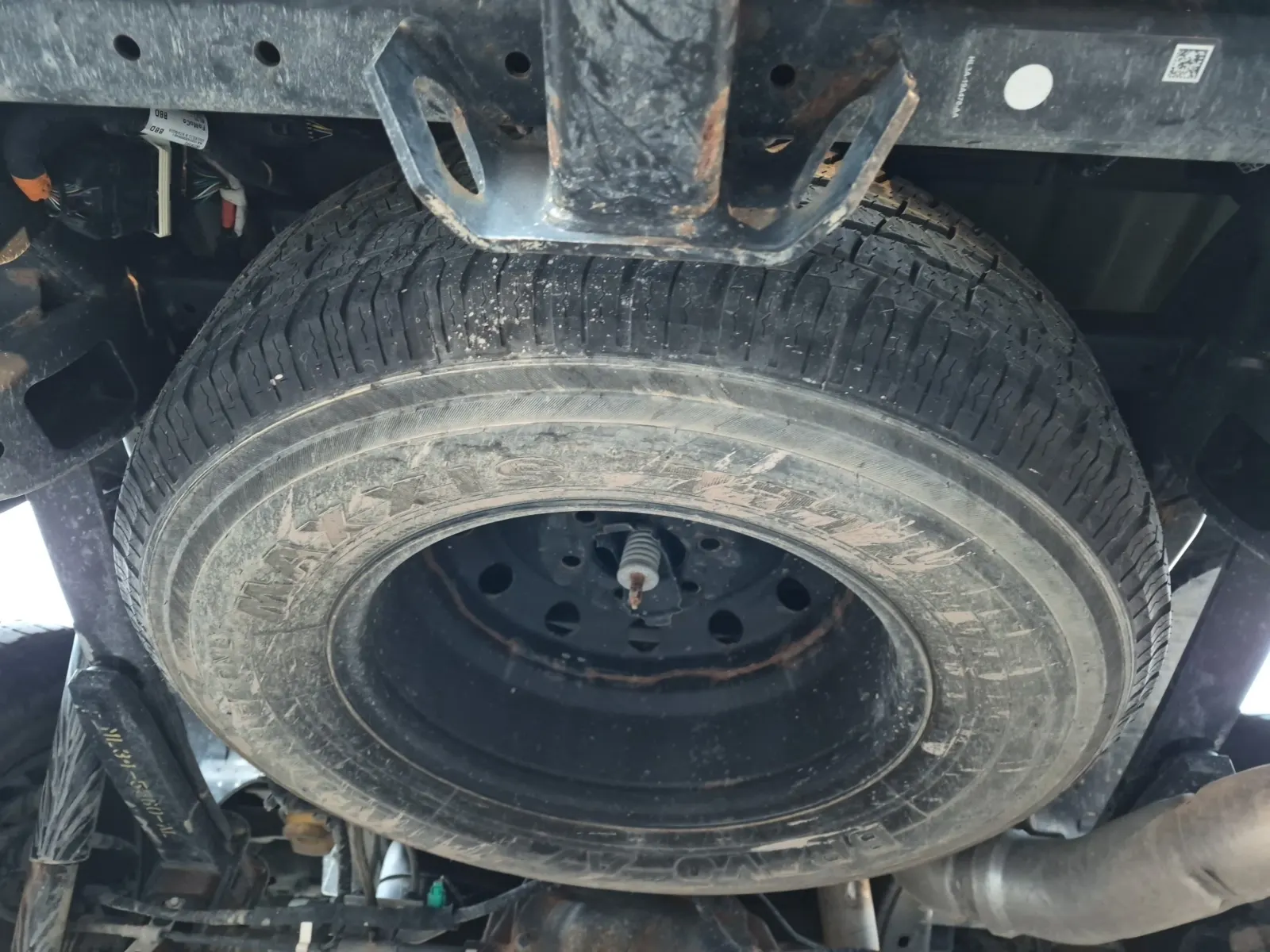 Spare Tire & Wheel Photo