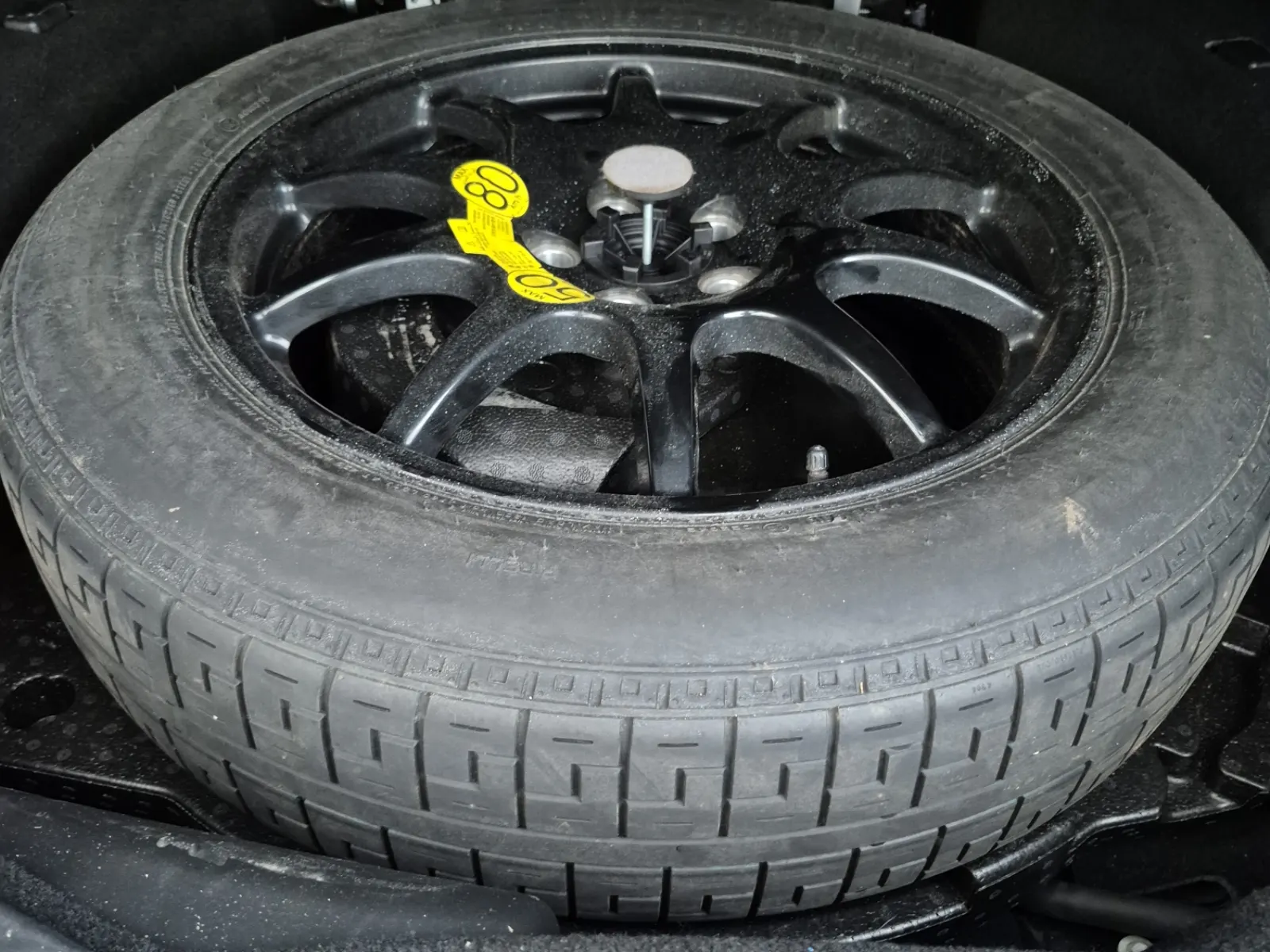 Spare Tire & Wheel Photo