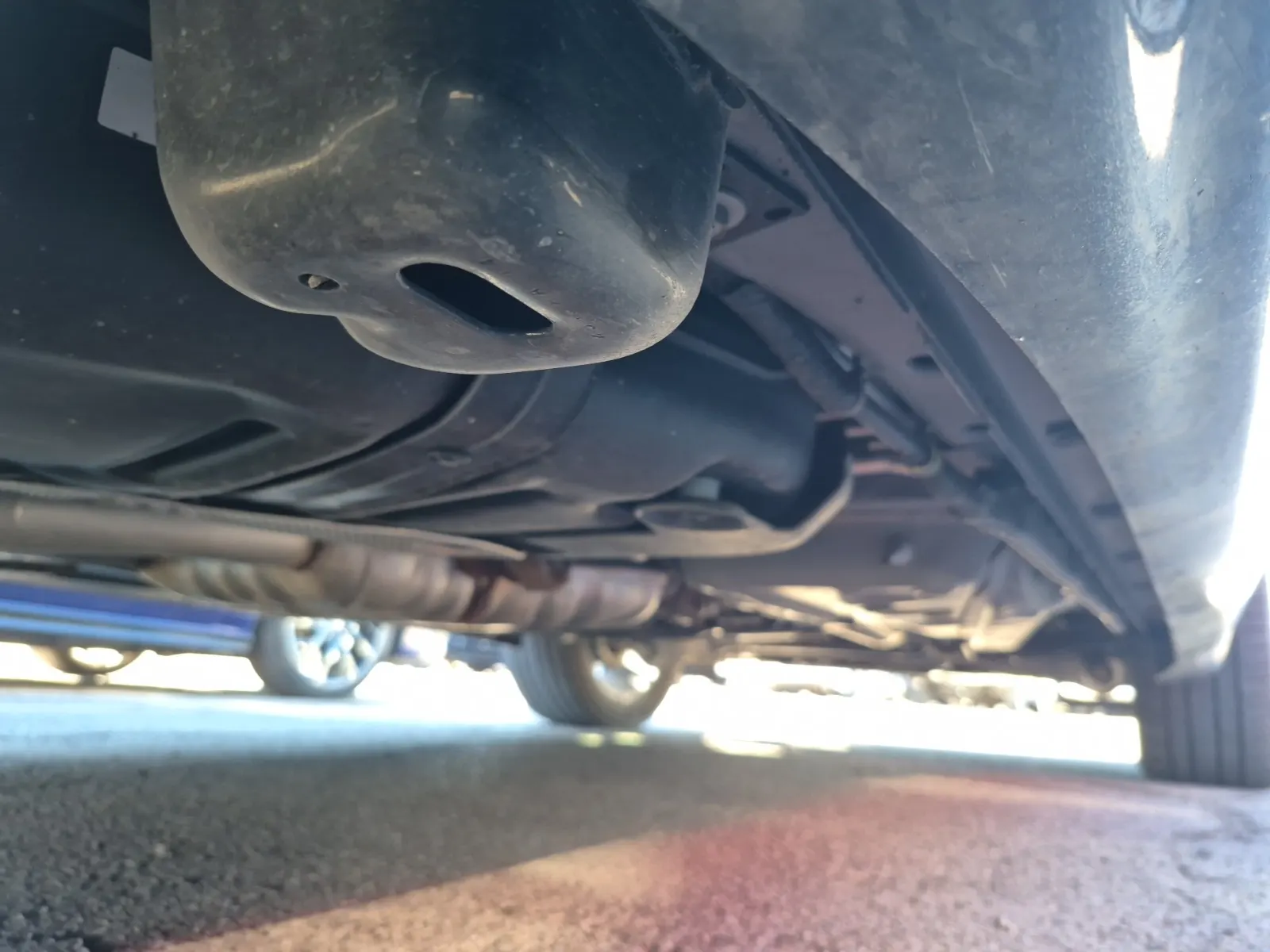 Undercarriage - Passenger Photo