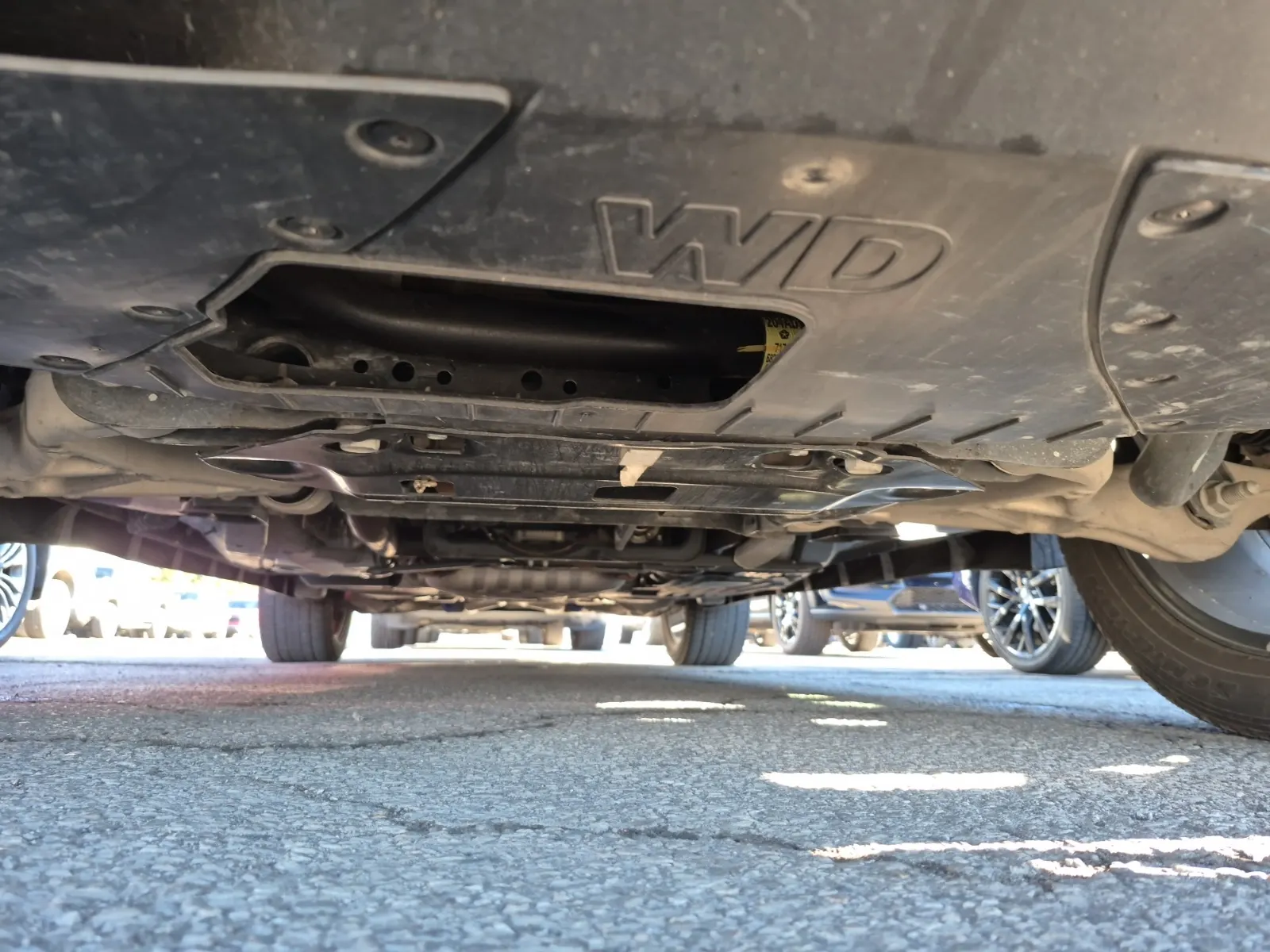 Undercarriage - Front Photo