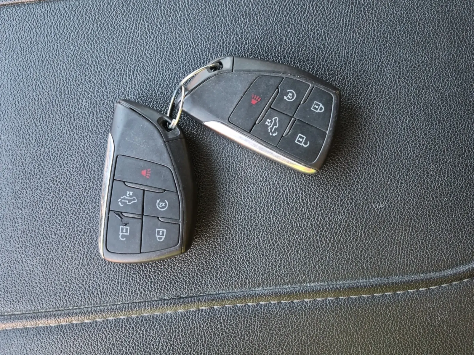 Keys/Fobs/Manual Photo