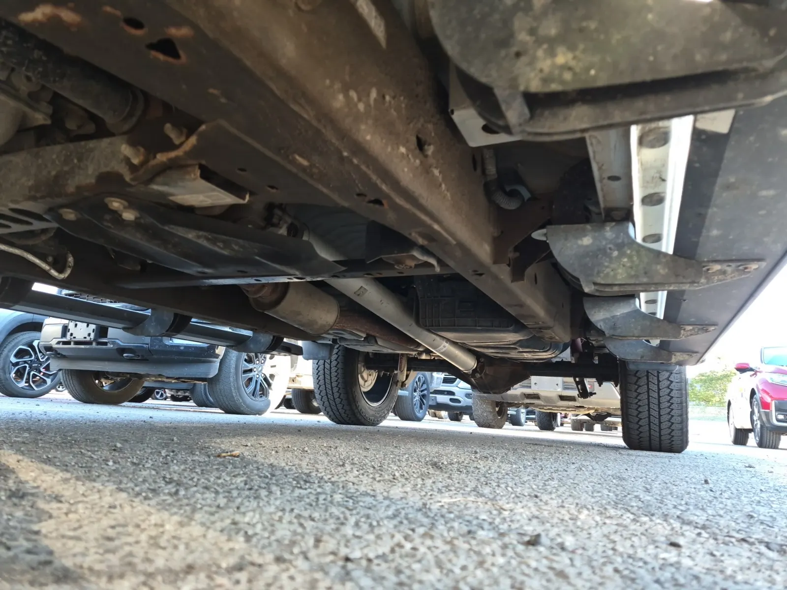 Undercarriage - Driver Photo