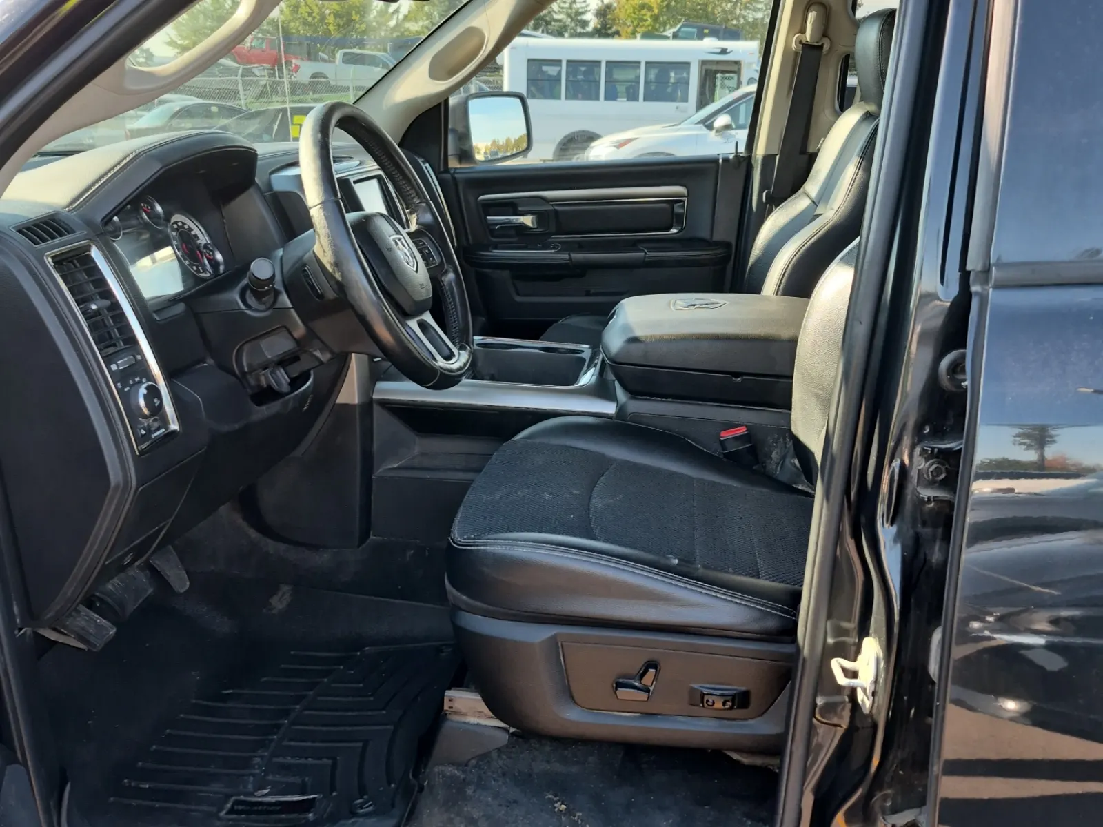 Front Interior Photo