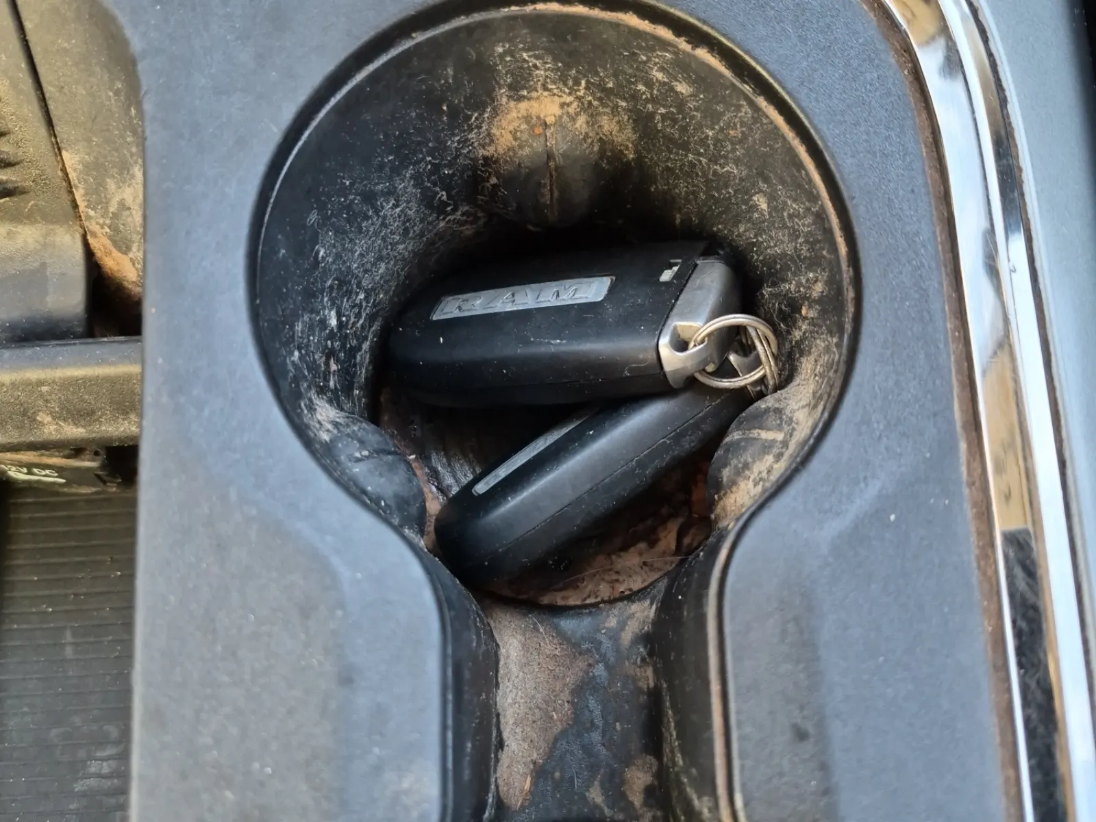 Keys/Fobs/Manual Photo
