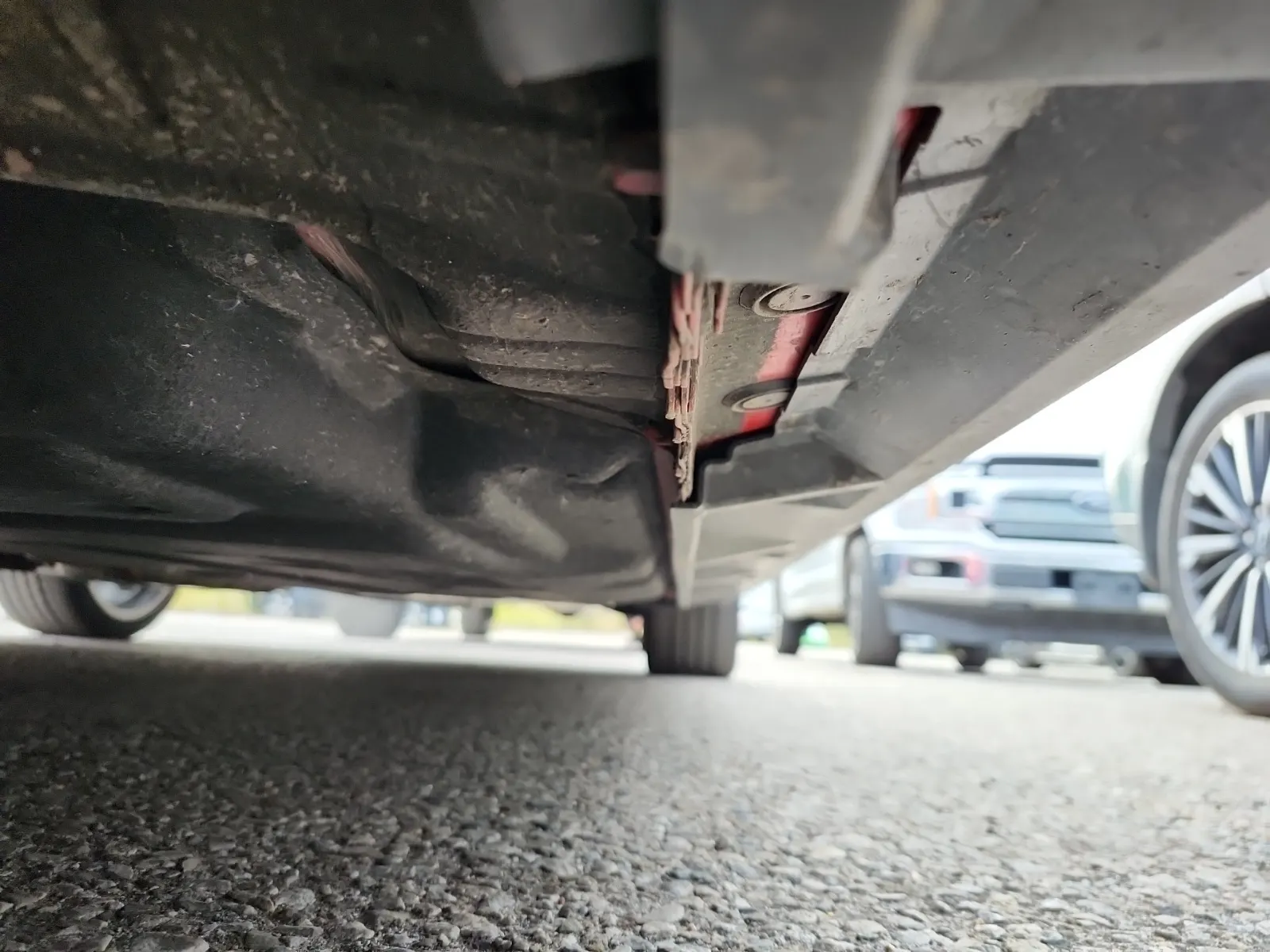 Undercarriage - Driver Photo