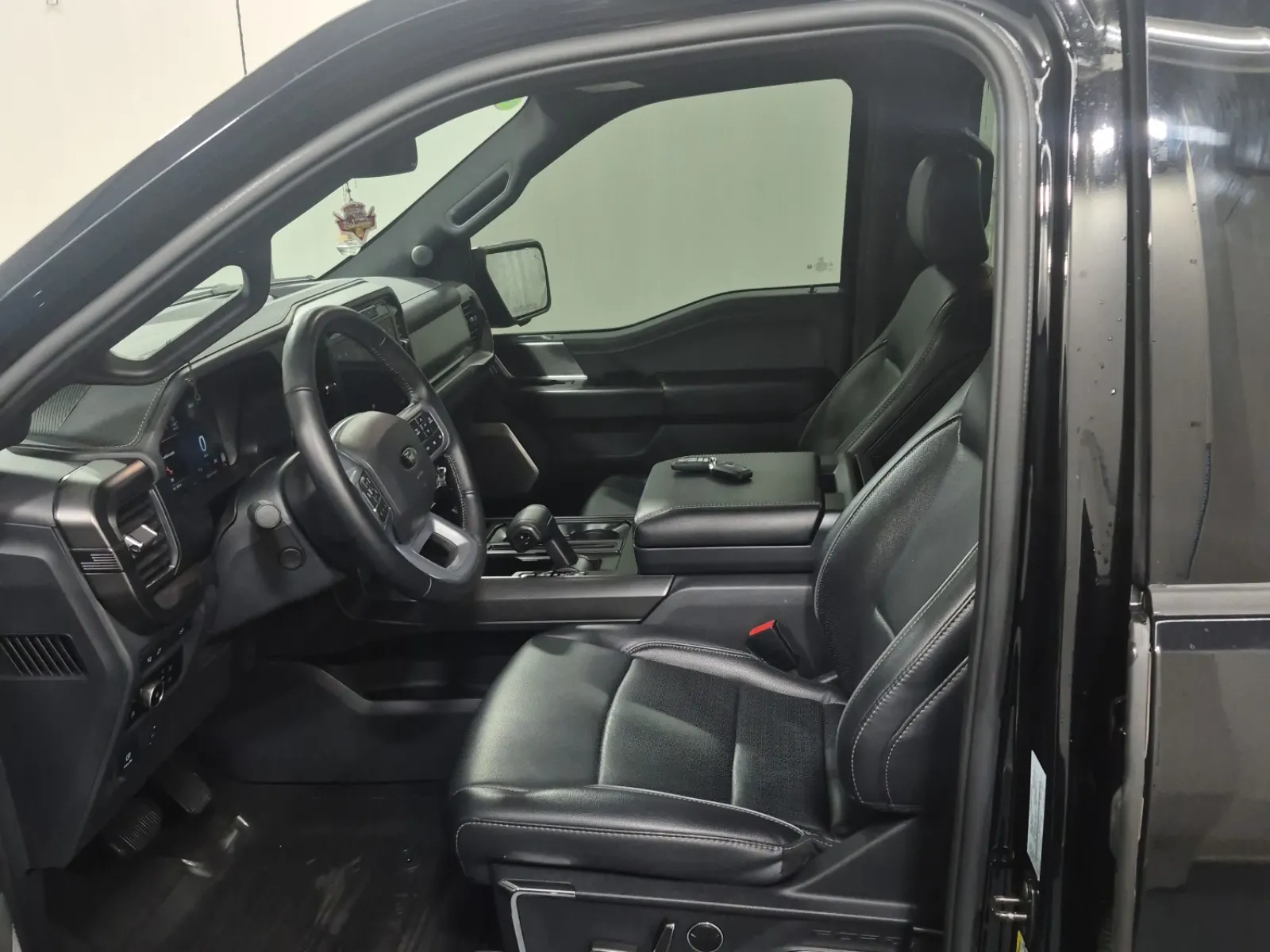 Front Interior Photo