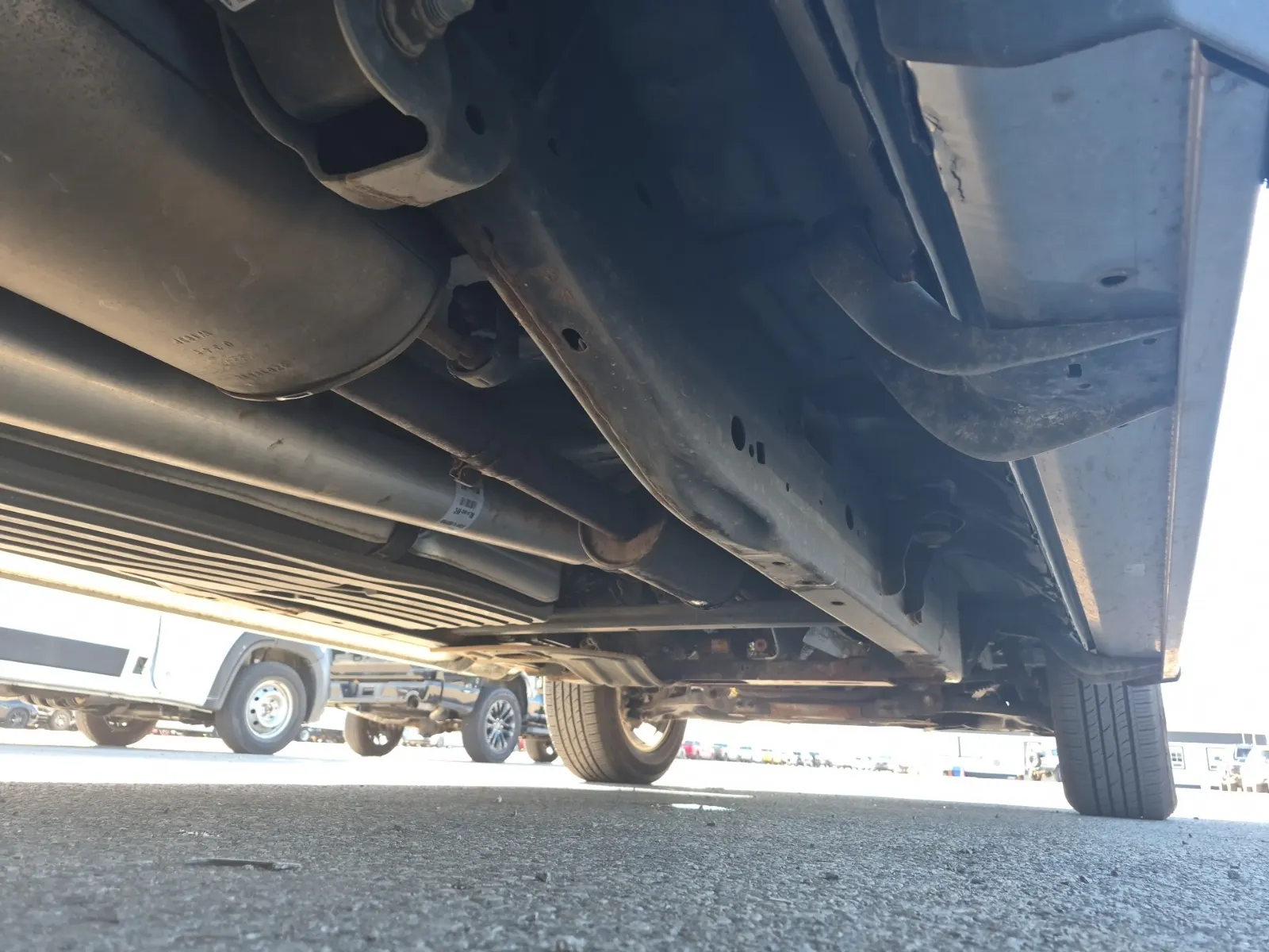 Undercarriage - Passenger Photo