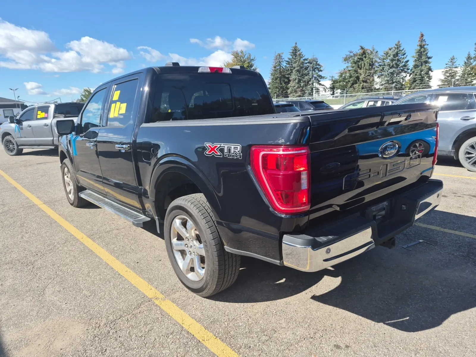 Driver Rear 3/4 Photo