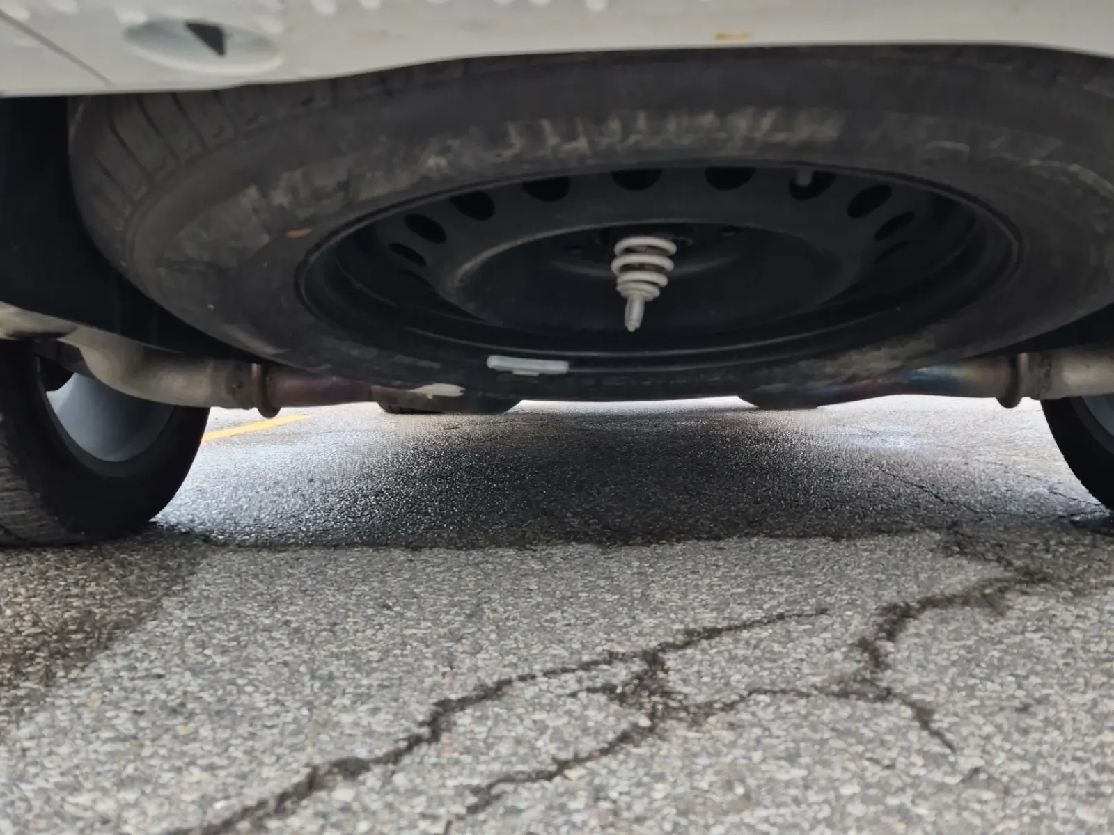 Spare Tire & Wheel Photo